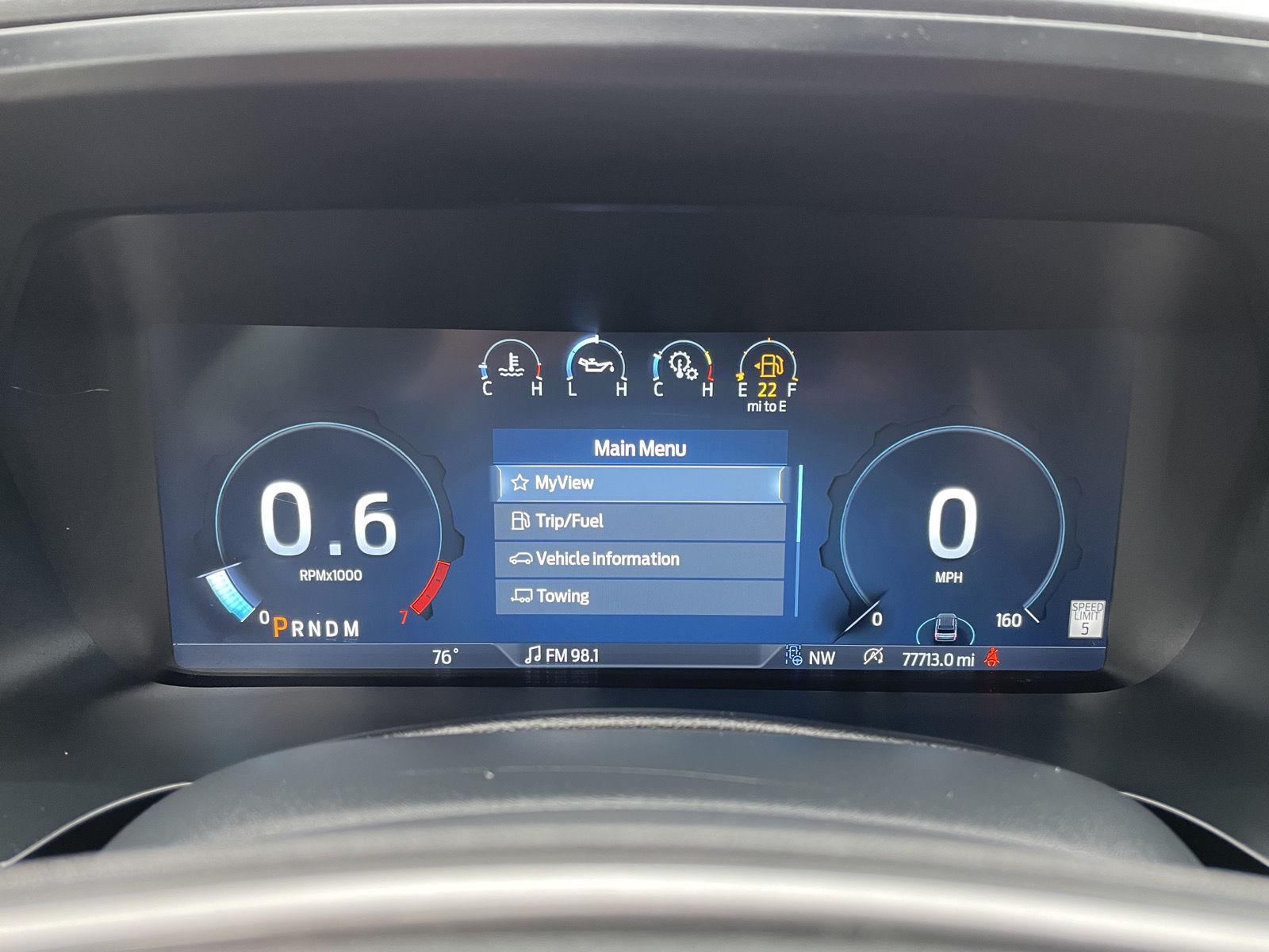 Vehicle photo 15