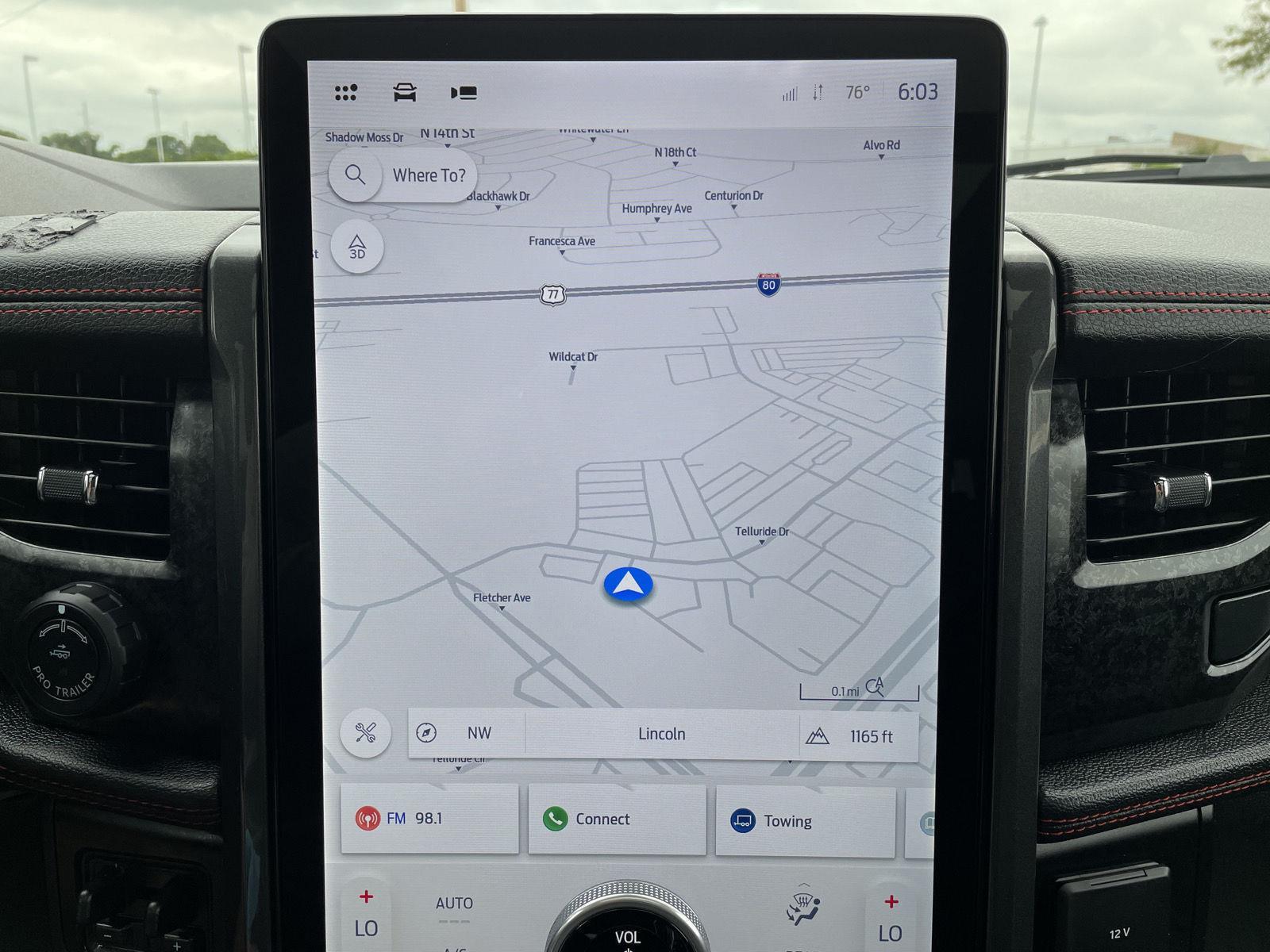 Vehicle photo 29