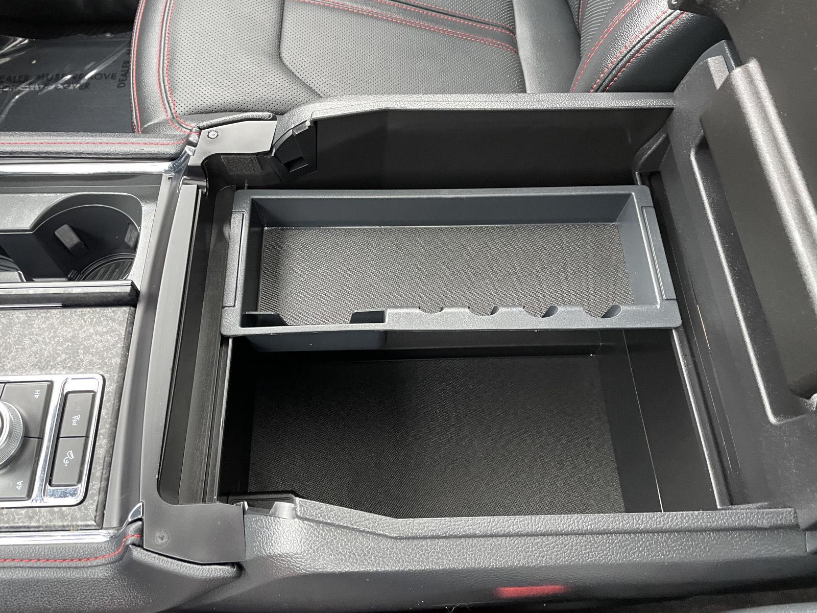 Vehicle photo 36