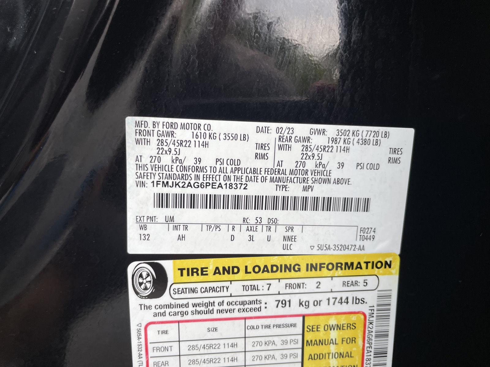 Vehicle photo 37