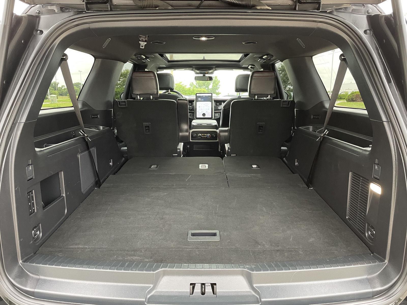 Vehicle photo 41