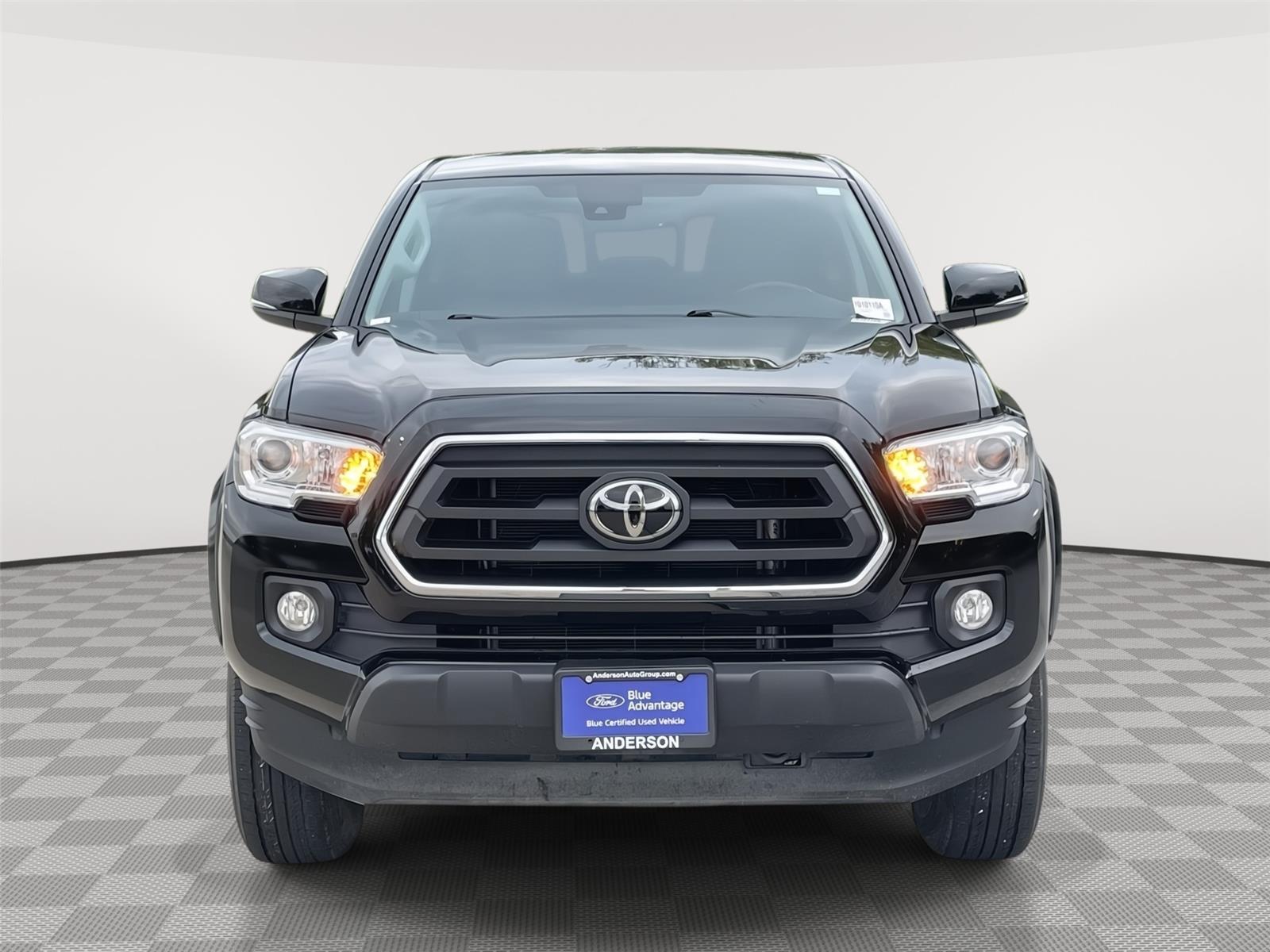 Vehicle photo 4