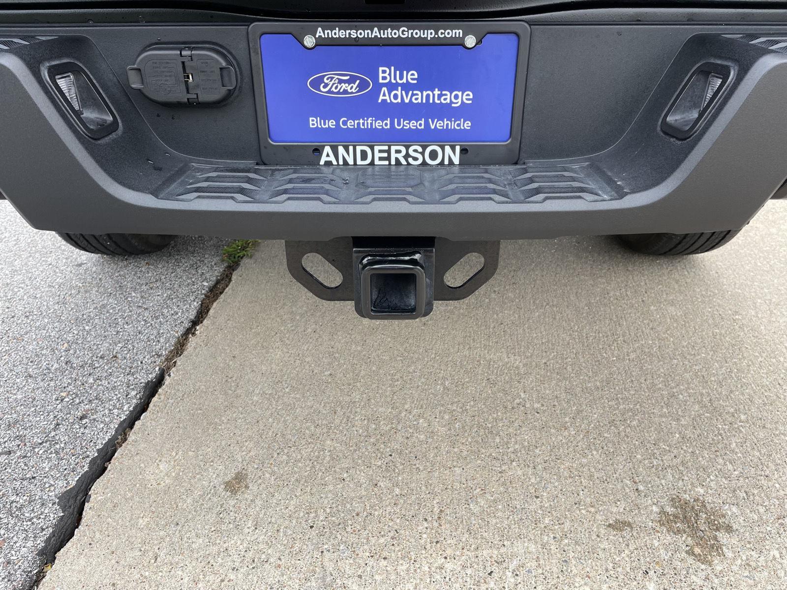 Vehicle photo 34