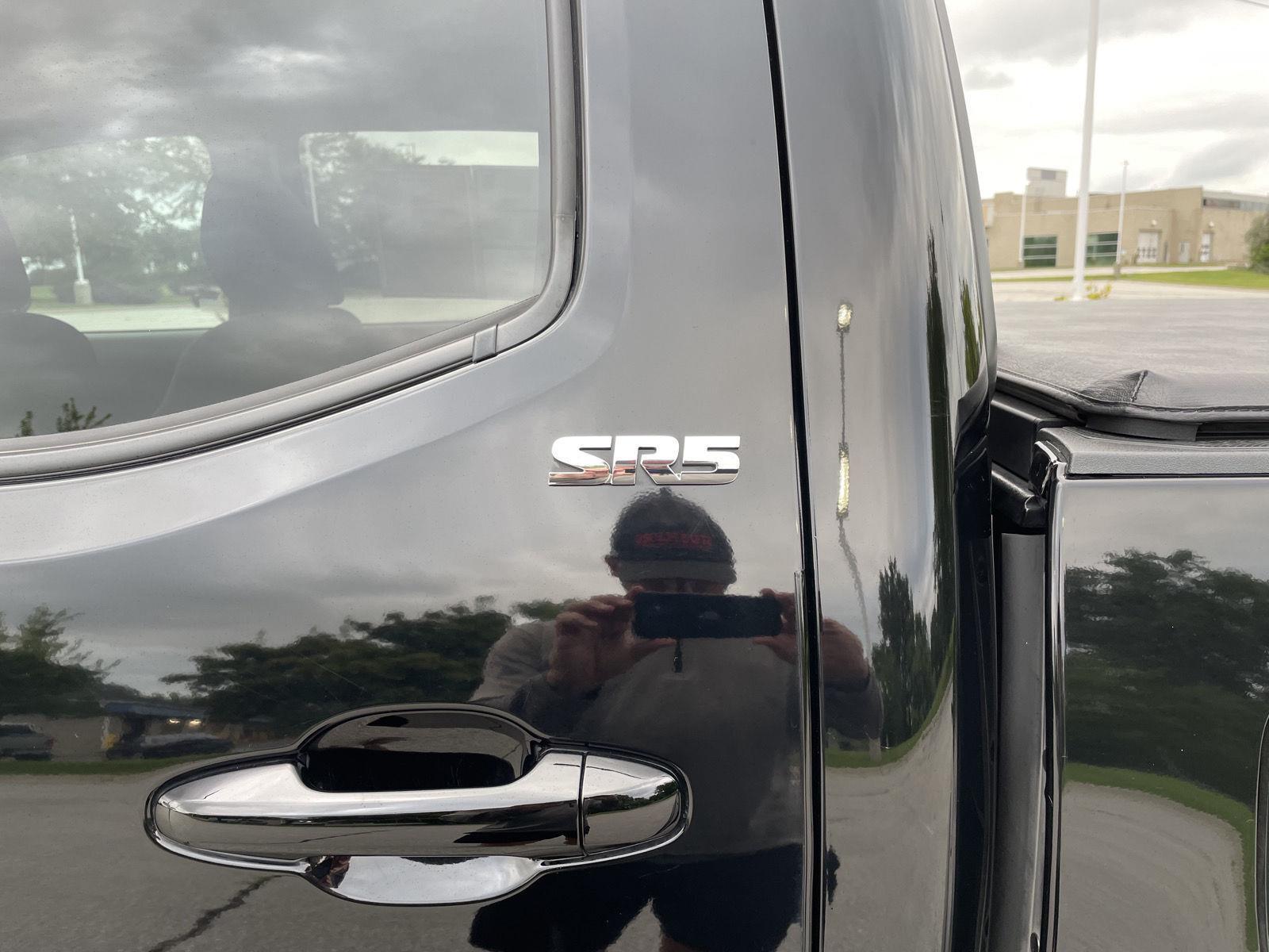 Vehicle photo 36