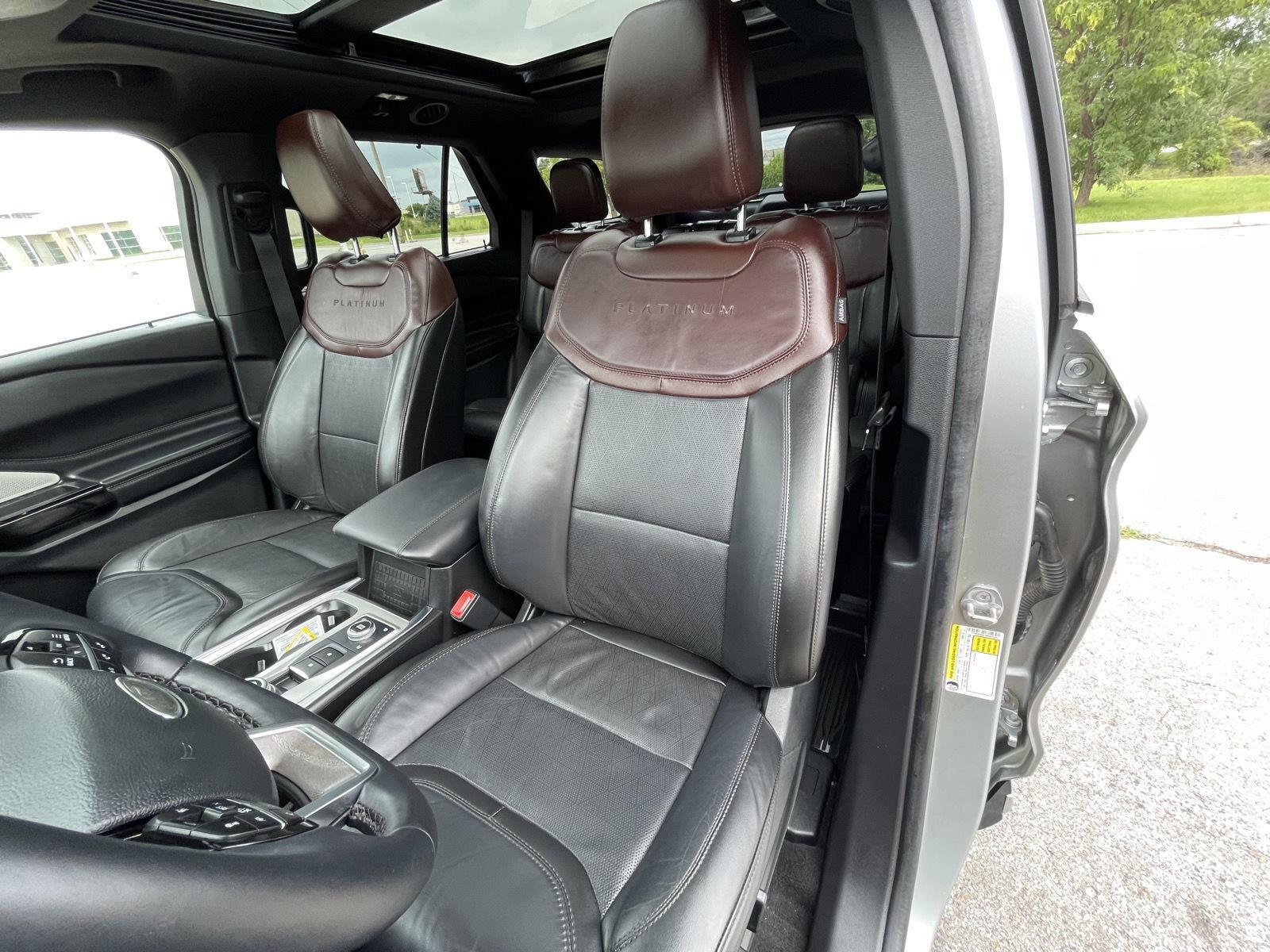 Vehicle photo 17