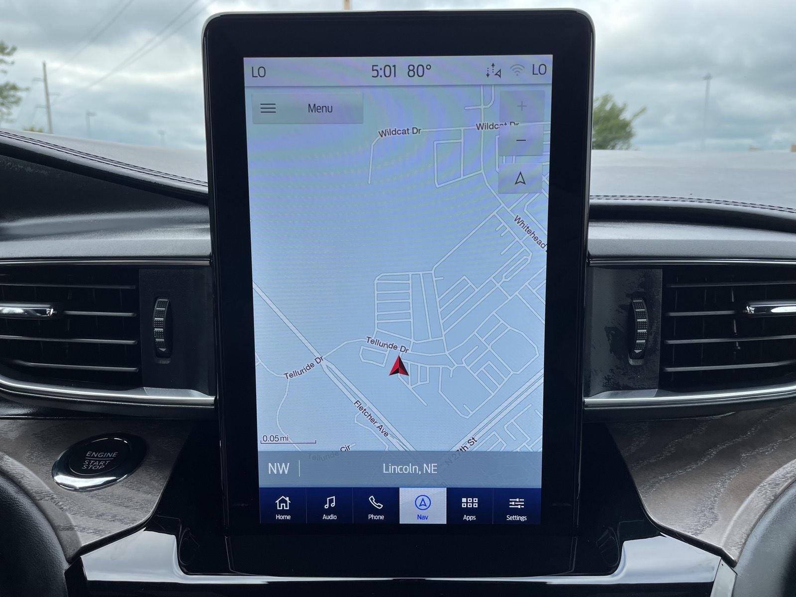 Vehicle photo 27