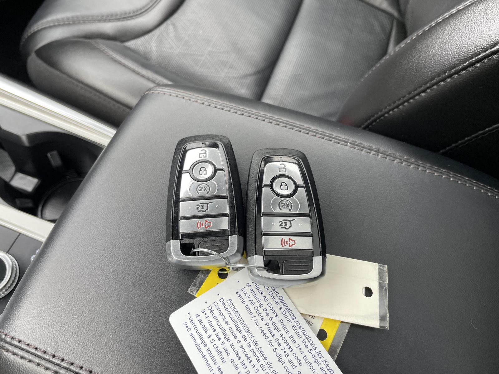Vehicle photo 46