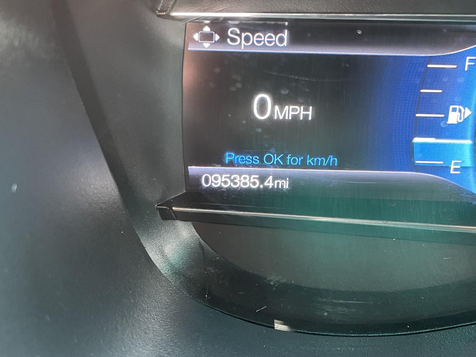 Vehicle photo 3