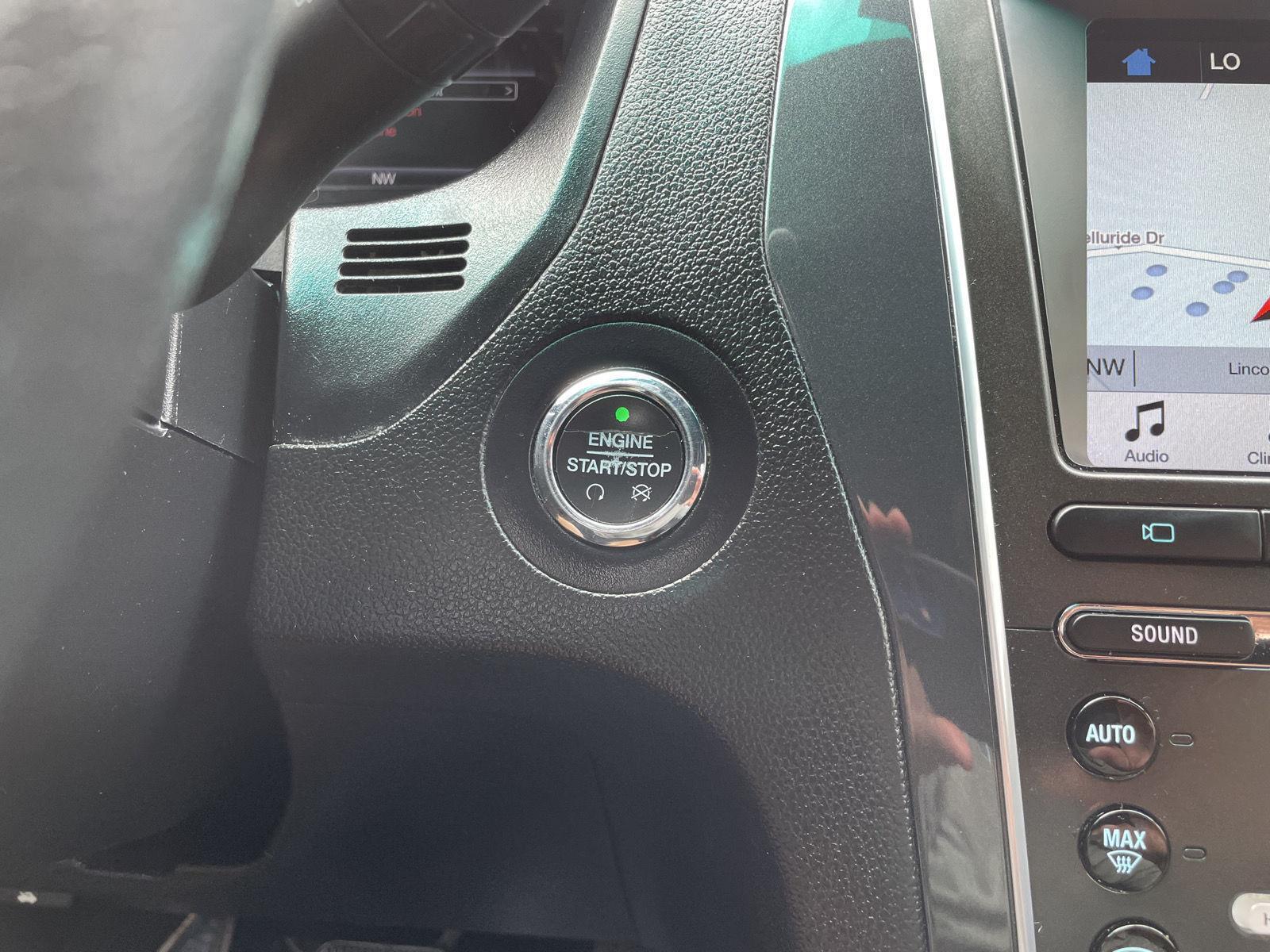 Vehicle photo 28