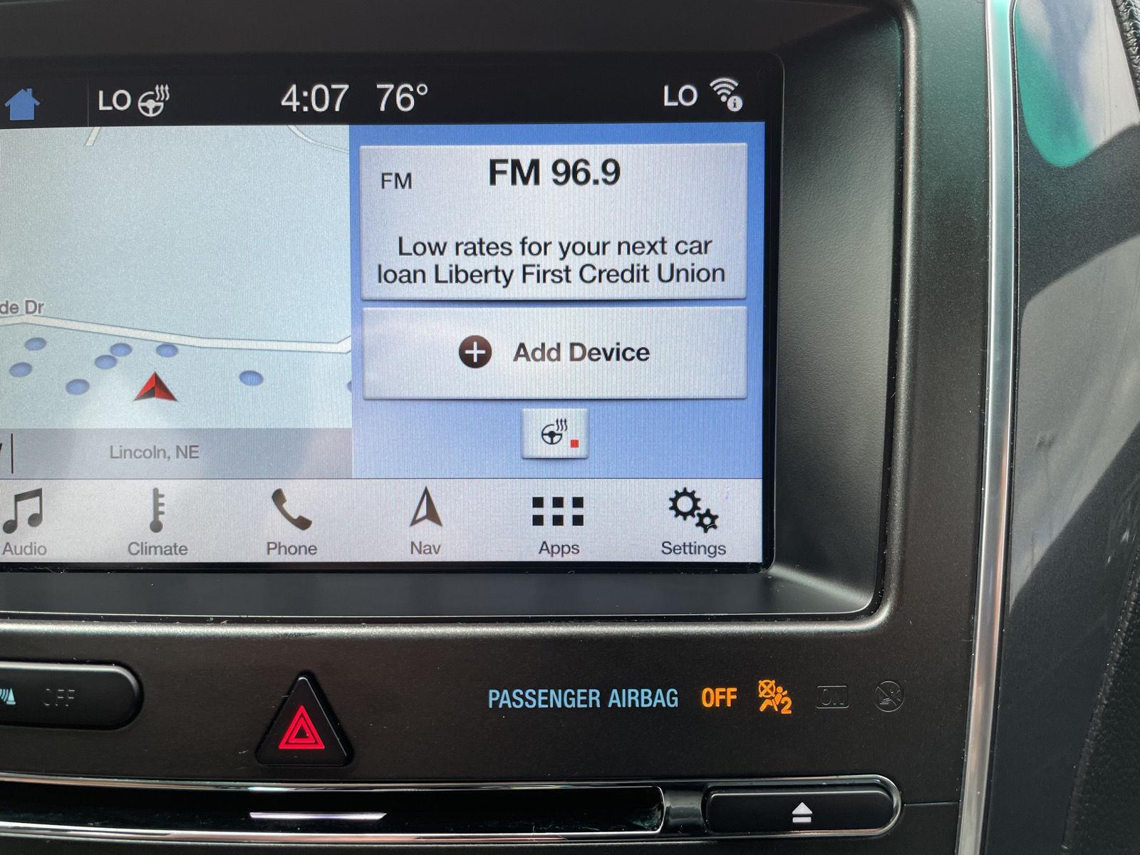 Vehicle photo 32