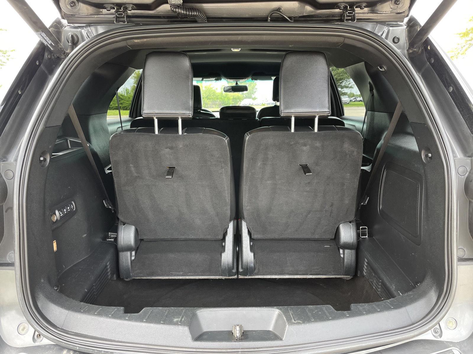 Vehicle photo 40