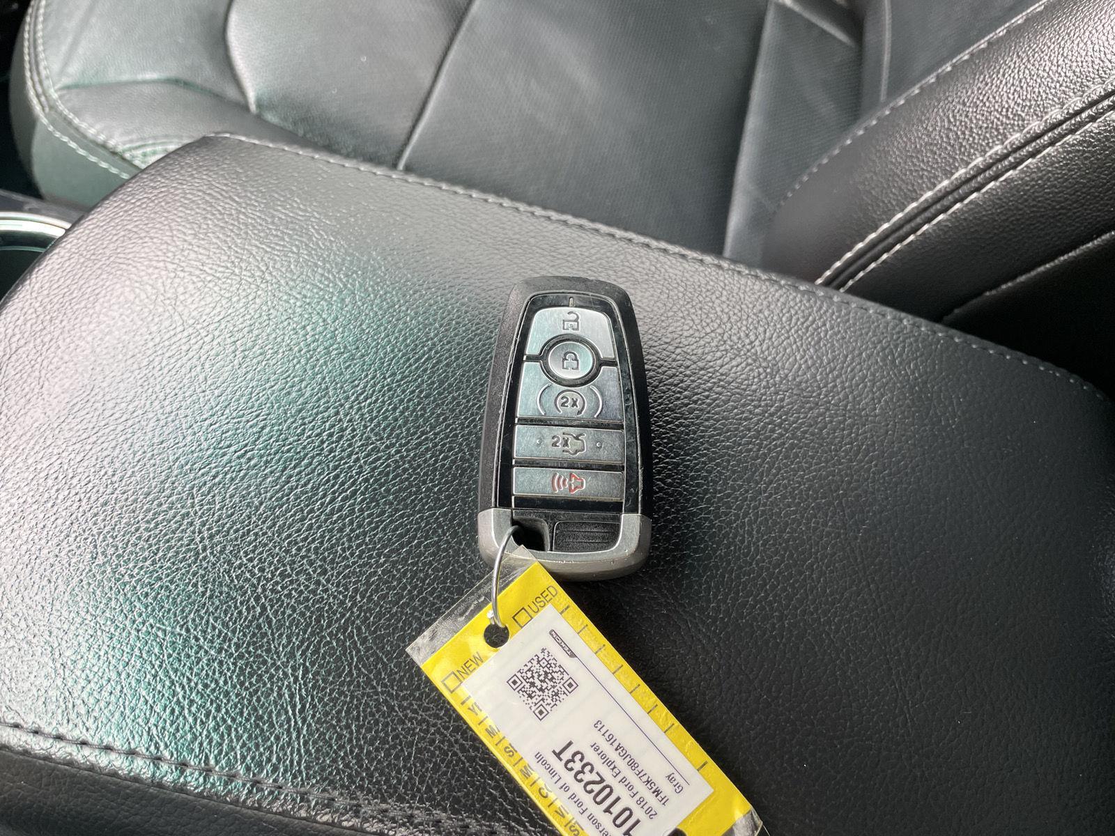 Vehicle photo 46