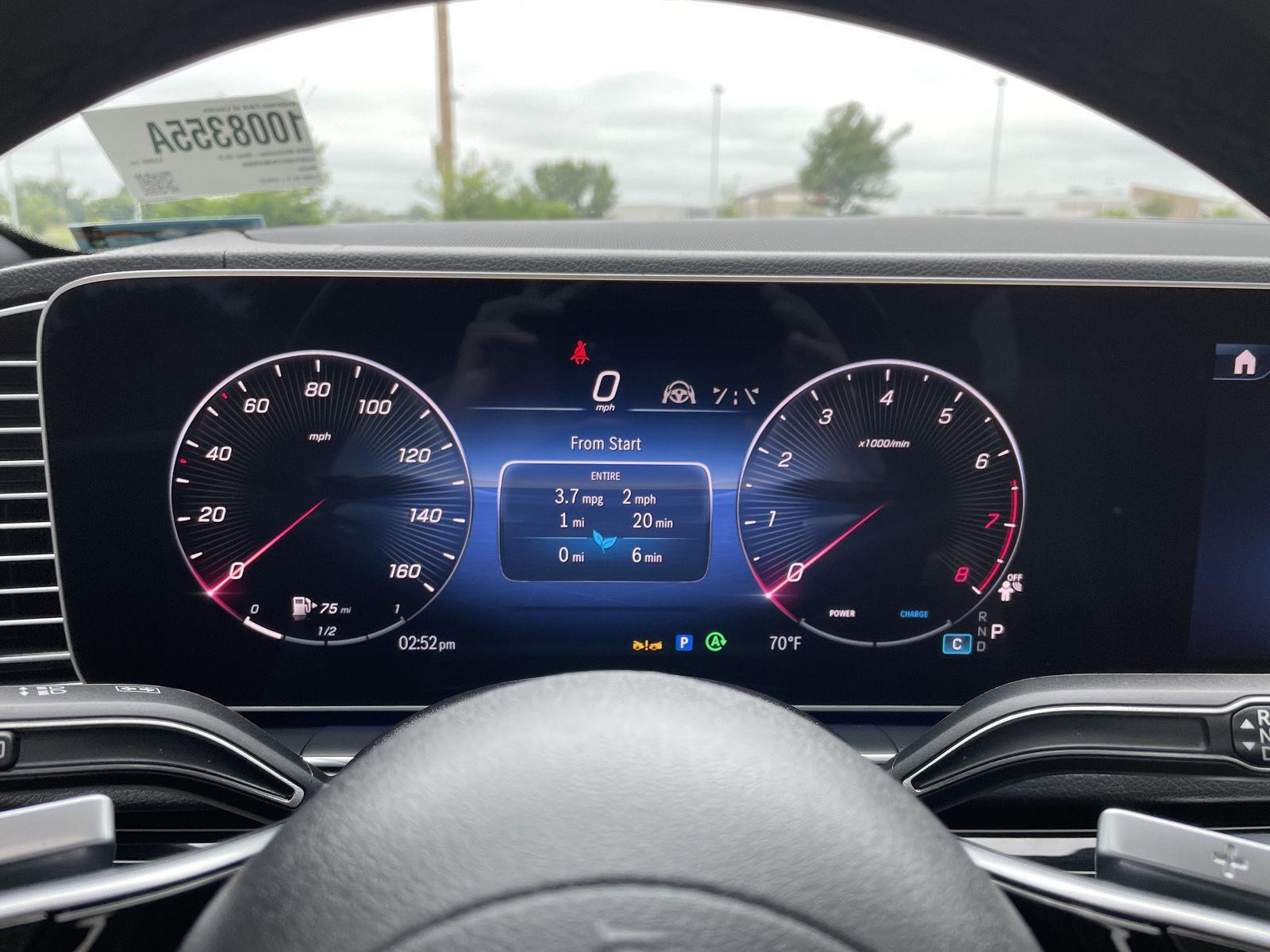 Vehicle photo 15