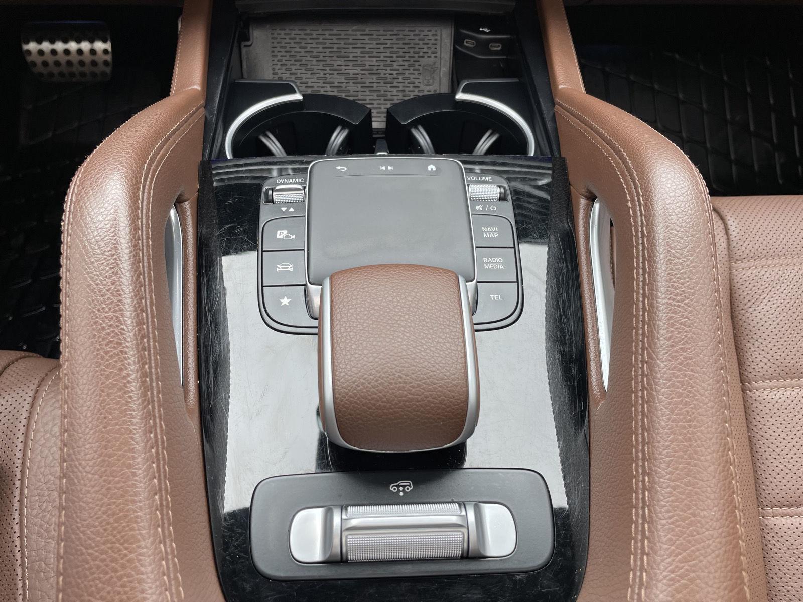 Vehicle photo 35