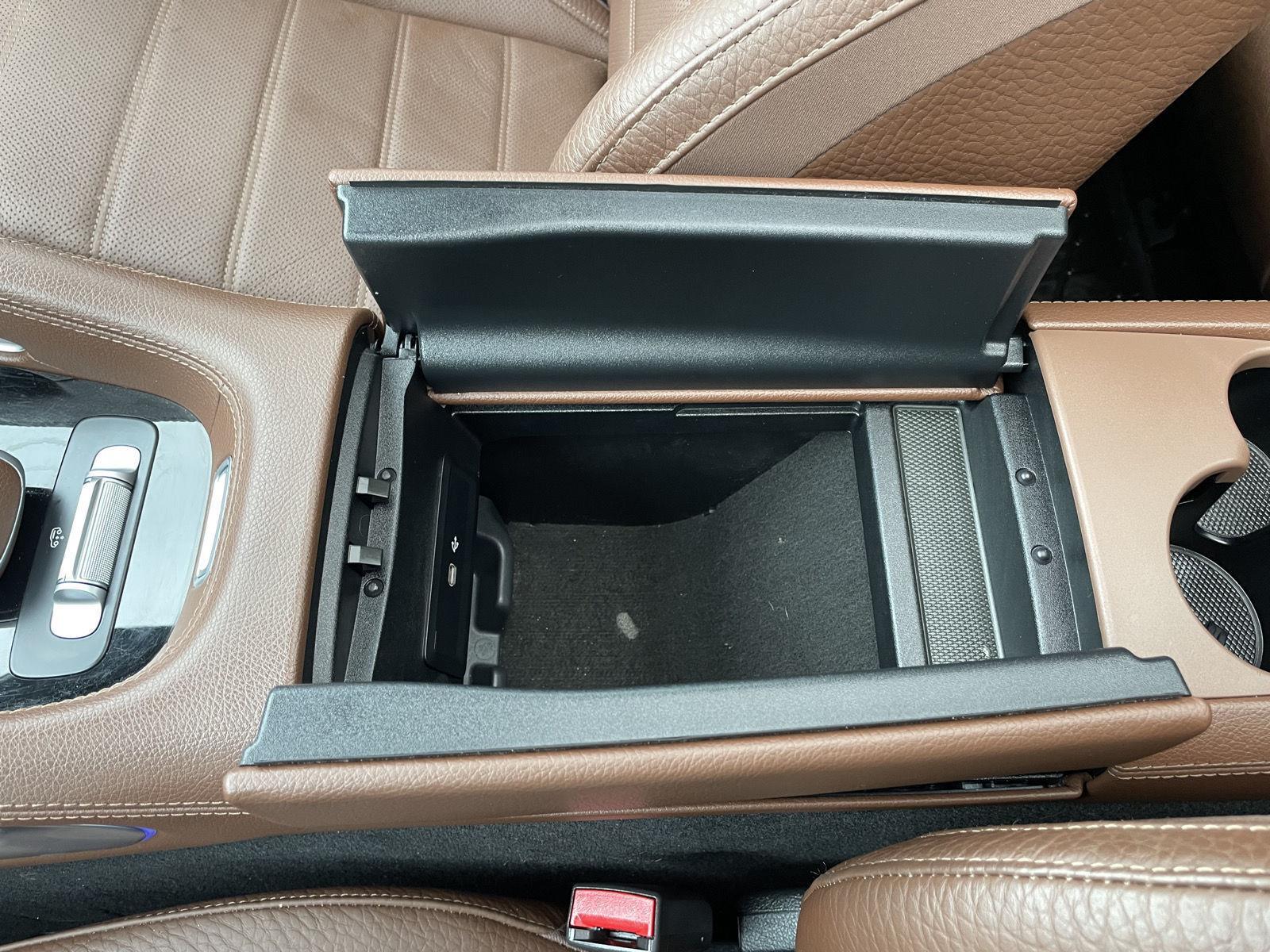 Vehicle photo 36