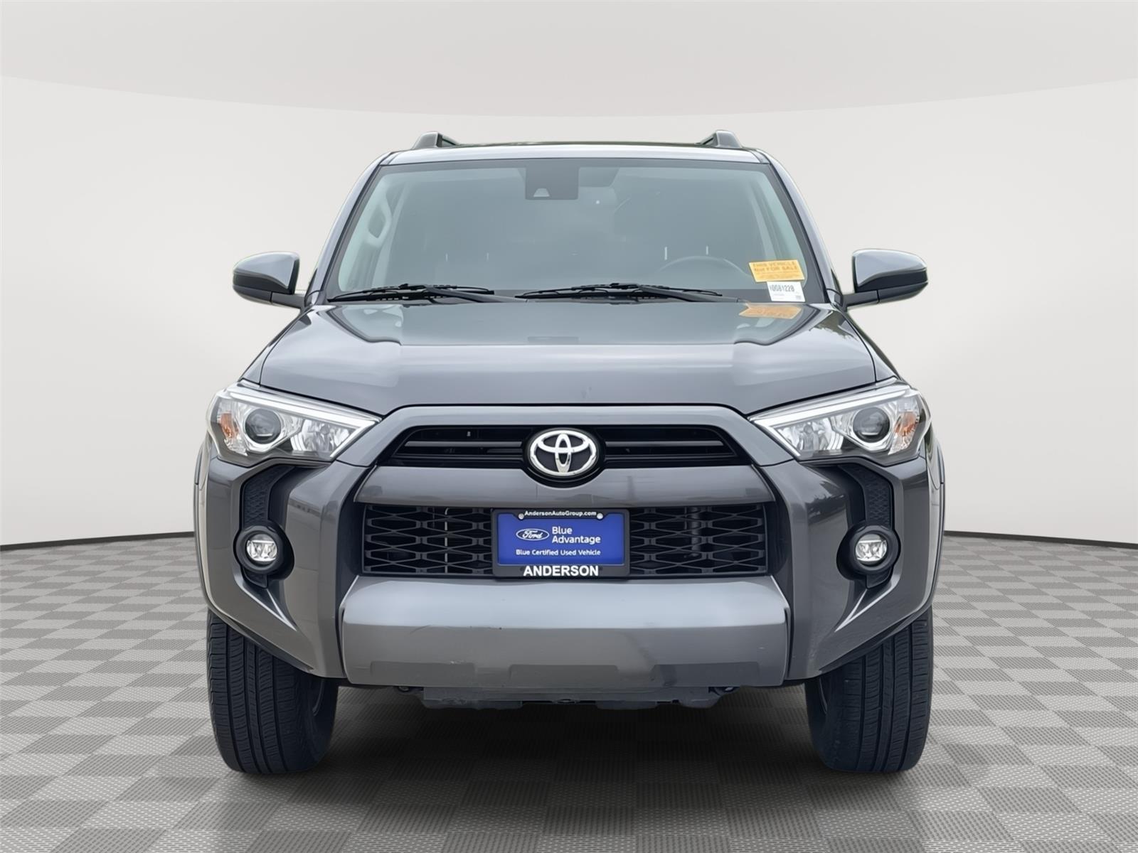 Vehicle photo 4