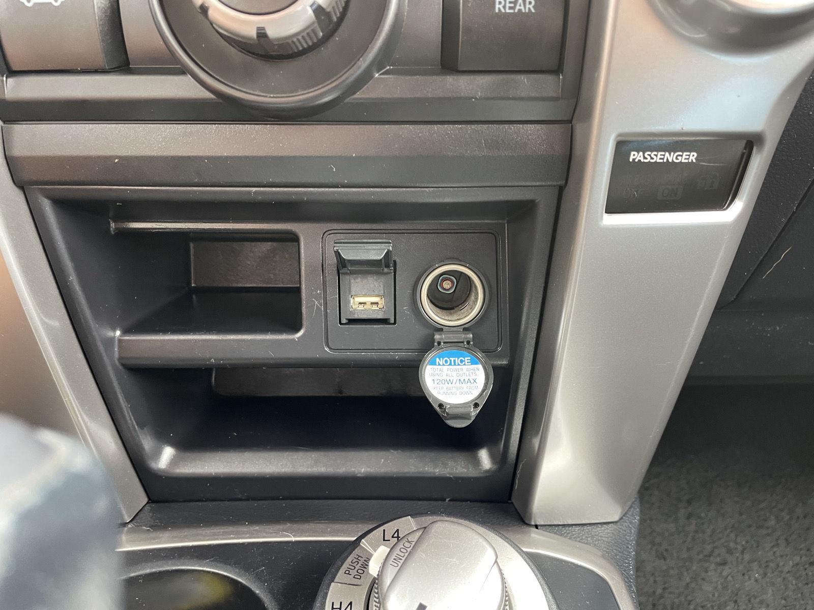 Vehicle photo 27