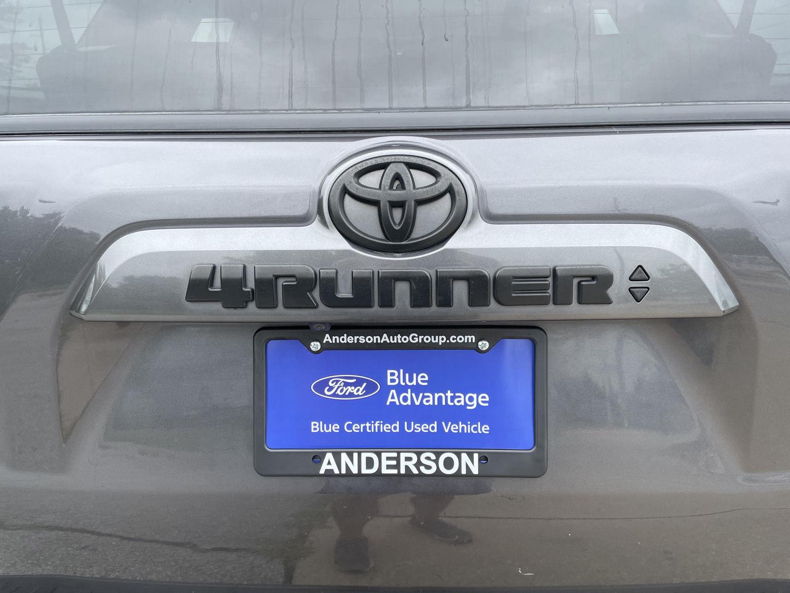 Vehicle photo 34