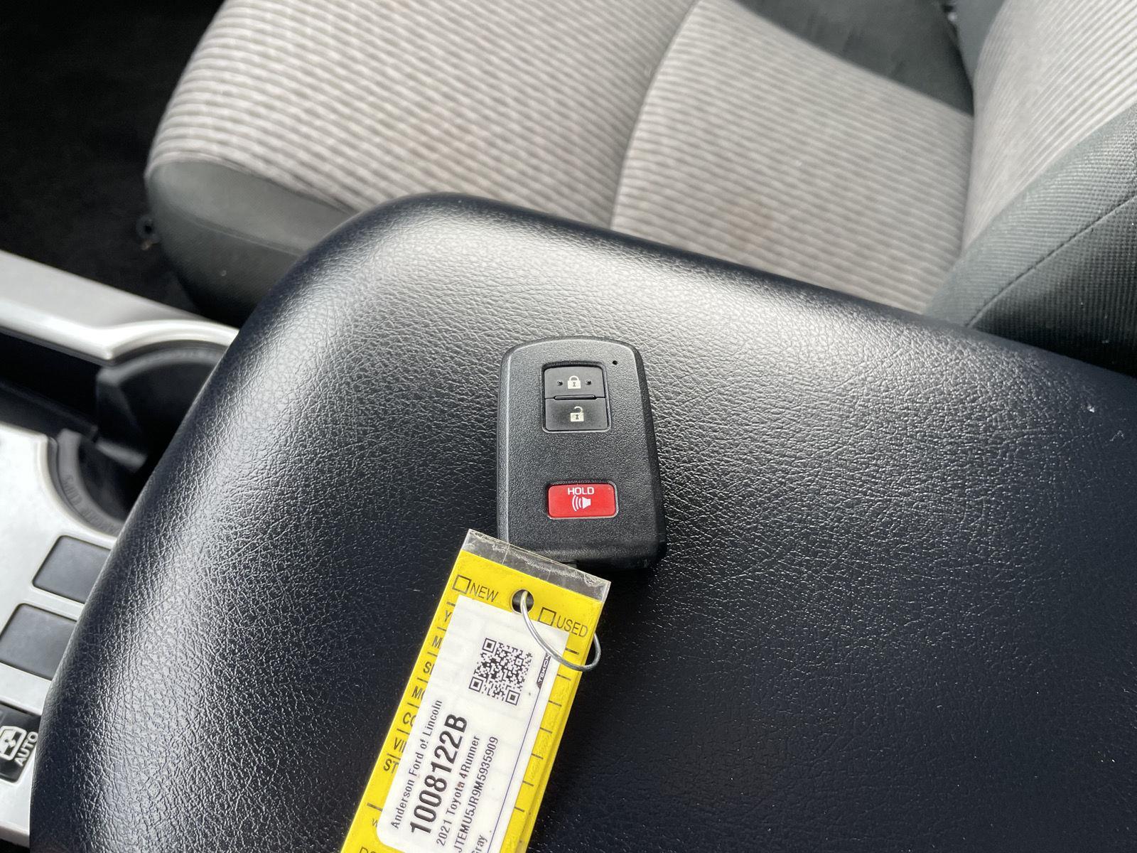 Vehicle photo 35
