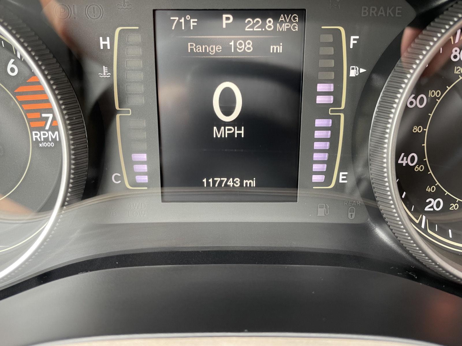 Vehicle photo 3