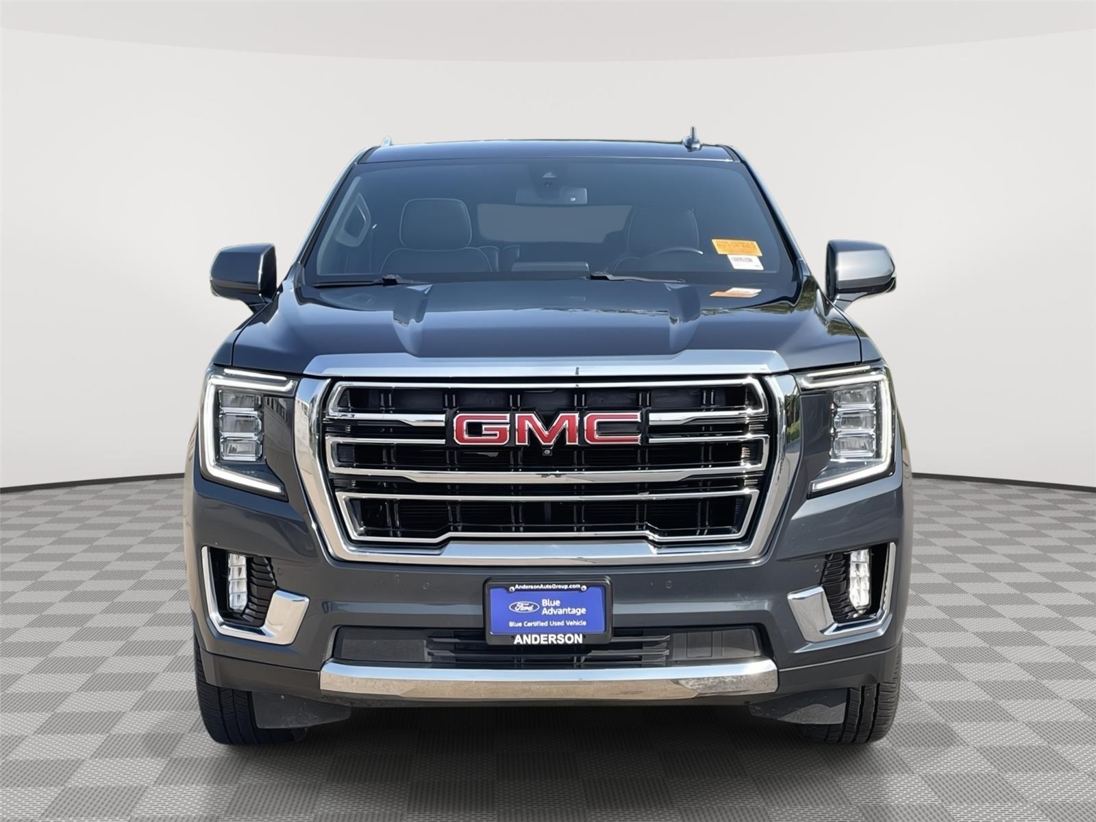 Vehicle photo 4