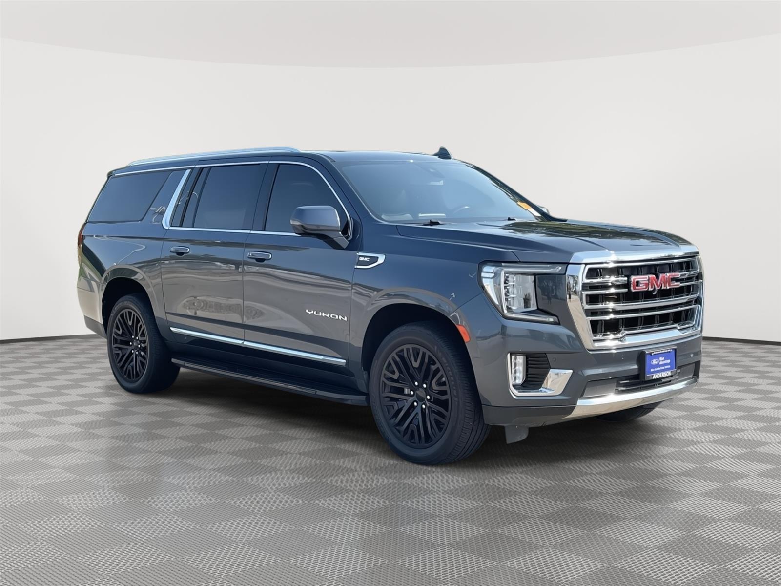 Vehicle photo 5