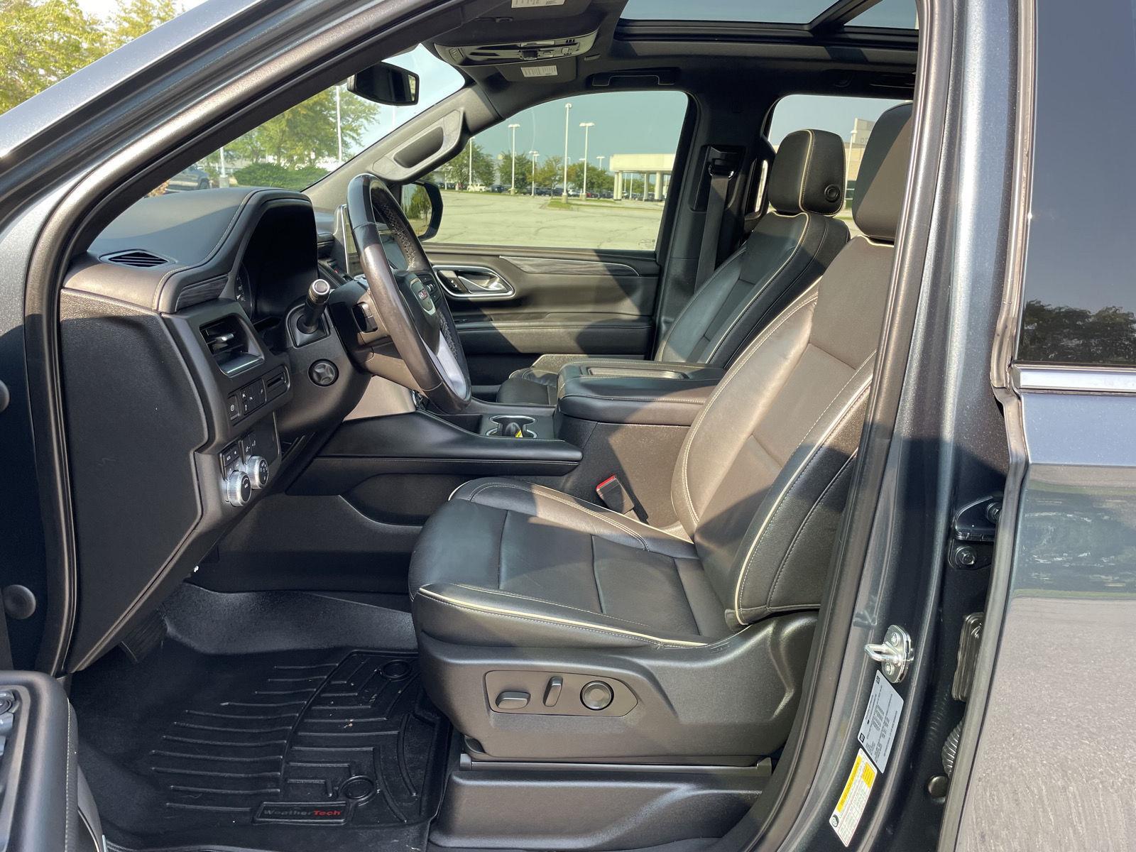 Vehicle photo 17