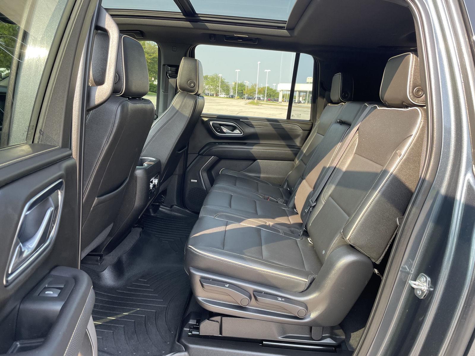 Vehicle photo 20