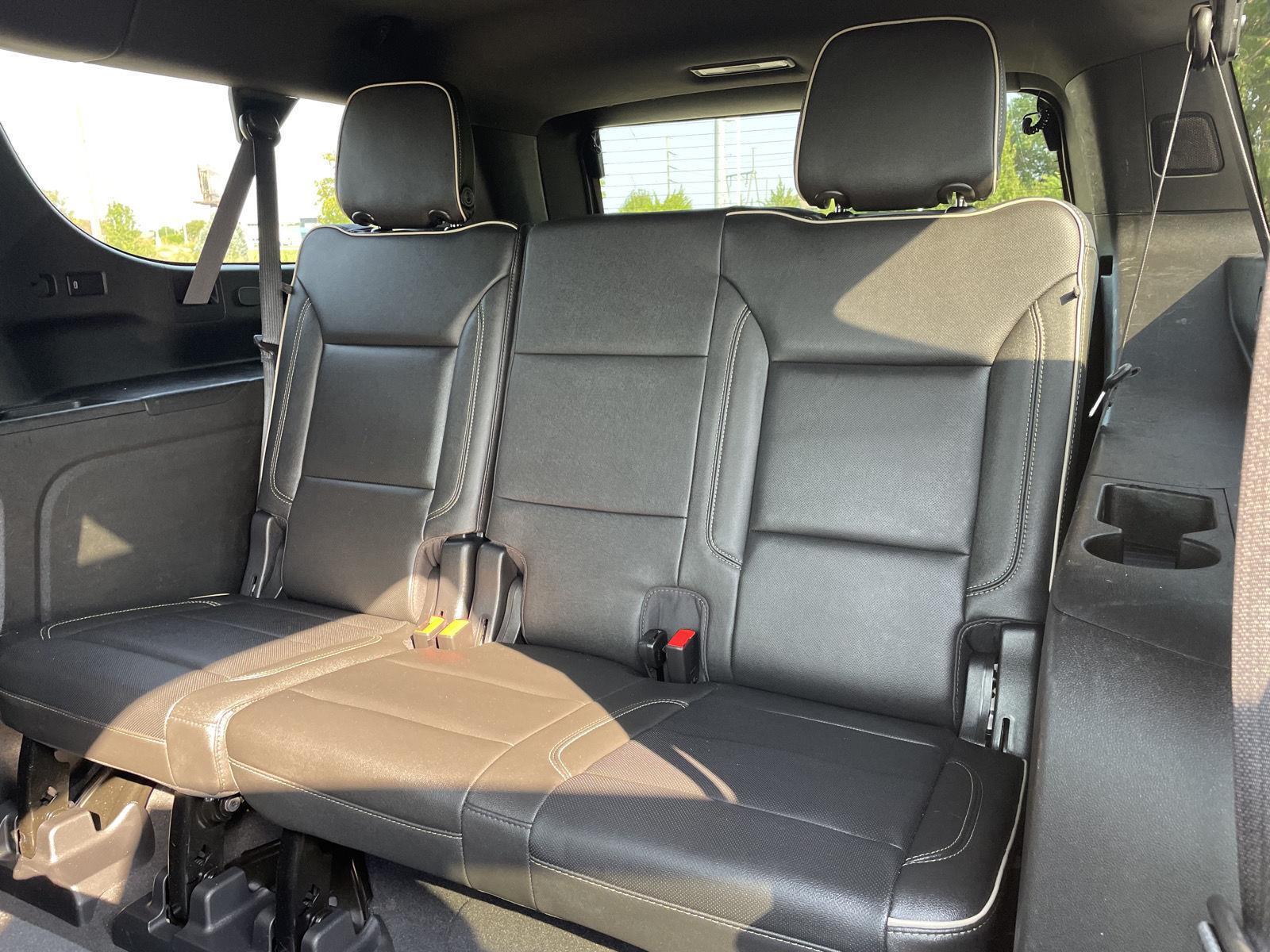 Vehicle photo 22