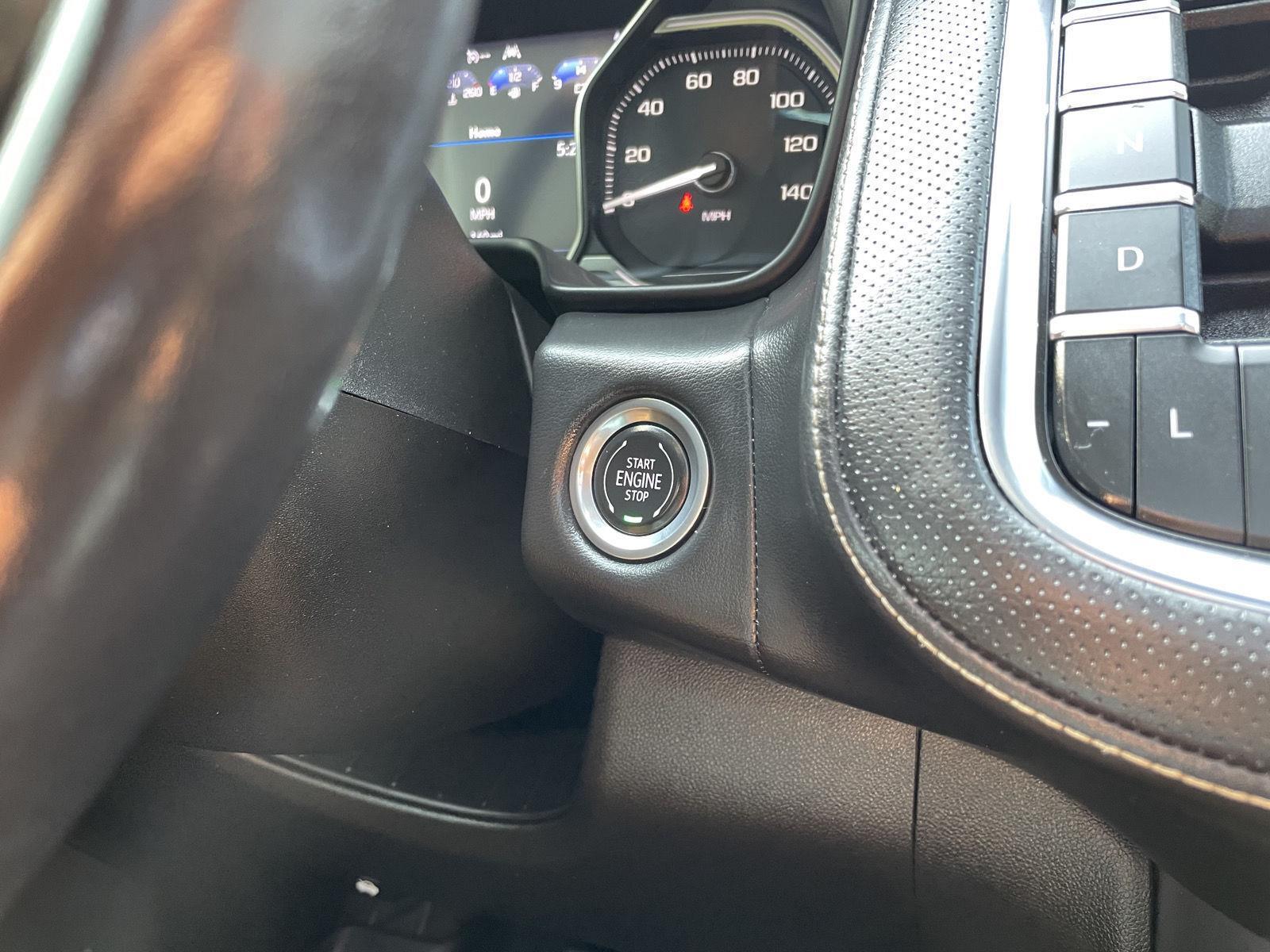 Vehicle photo 28