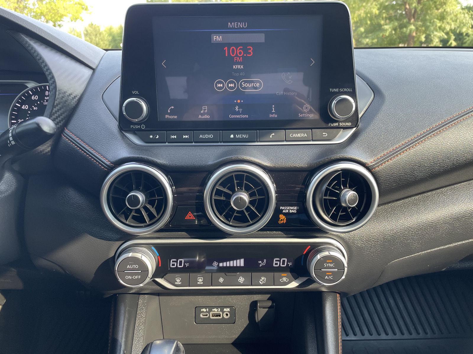 Vehicle photo 22