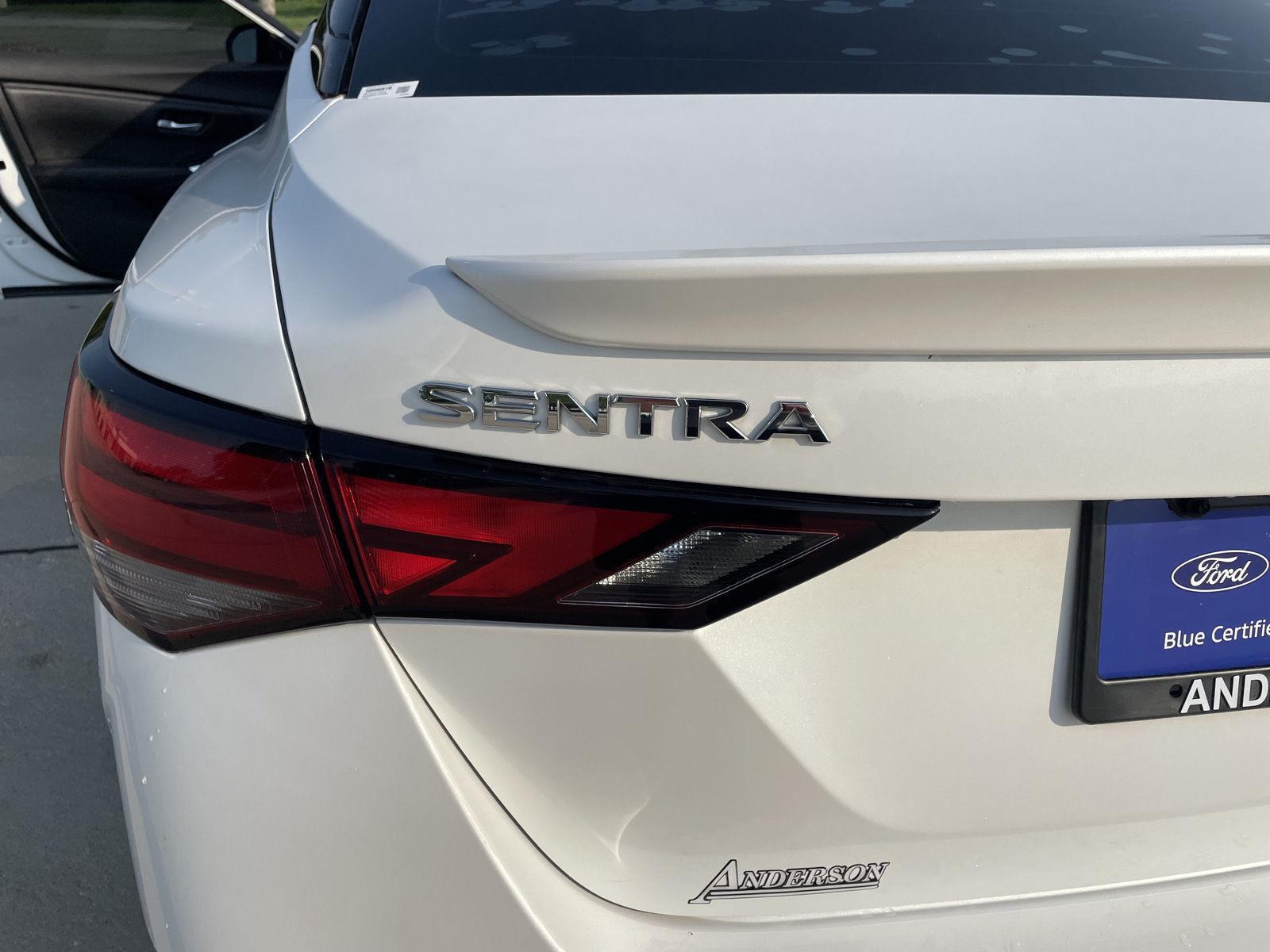 Vehicle photo 34
