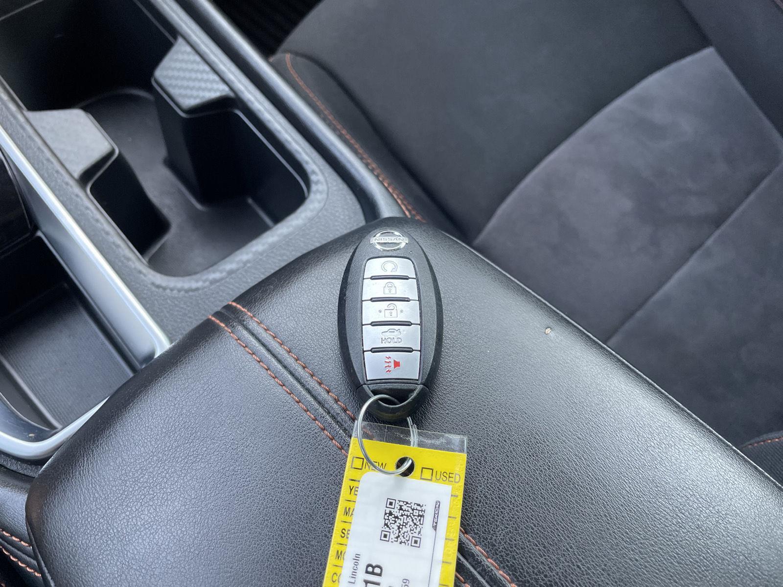 Vehicle photo 36