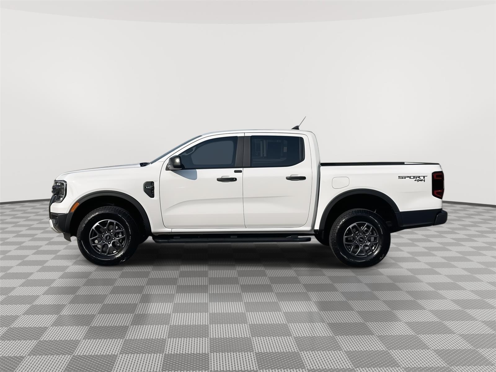 Vehicle photo 2