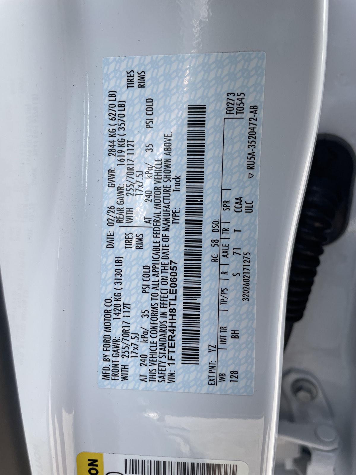 Vehicle photo 31