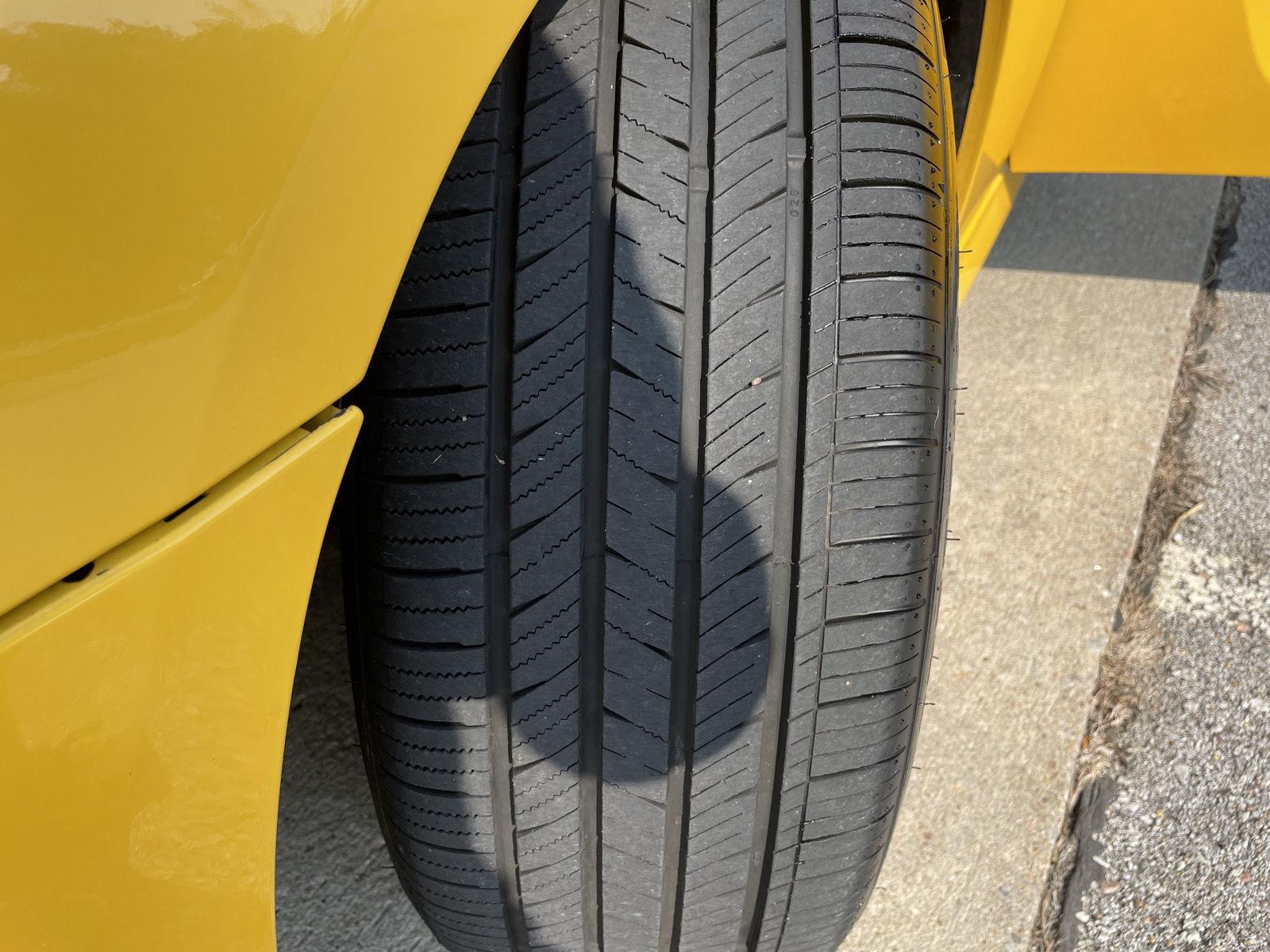 Vehicle photo 11