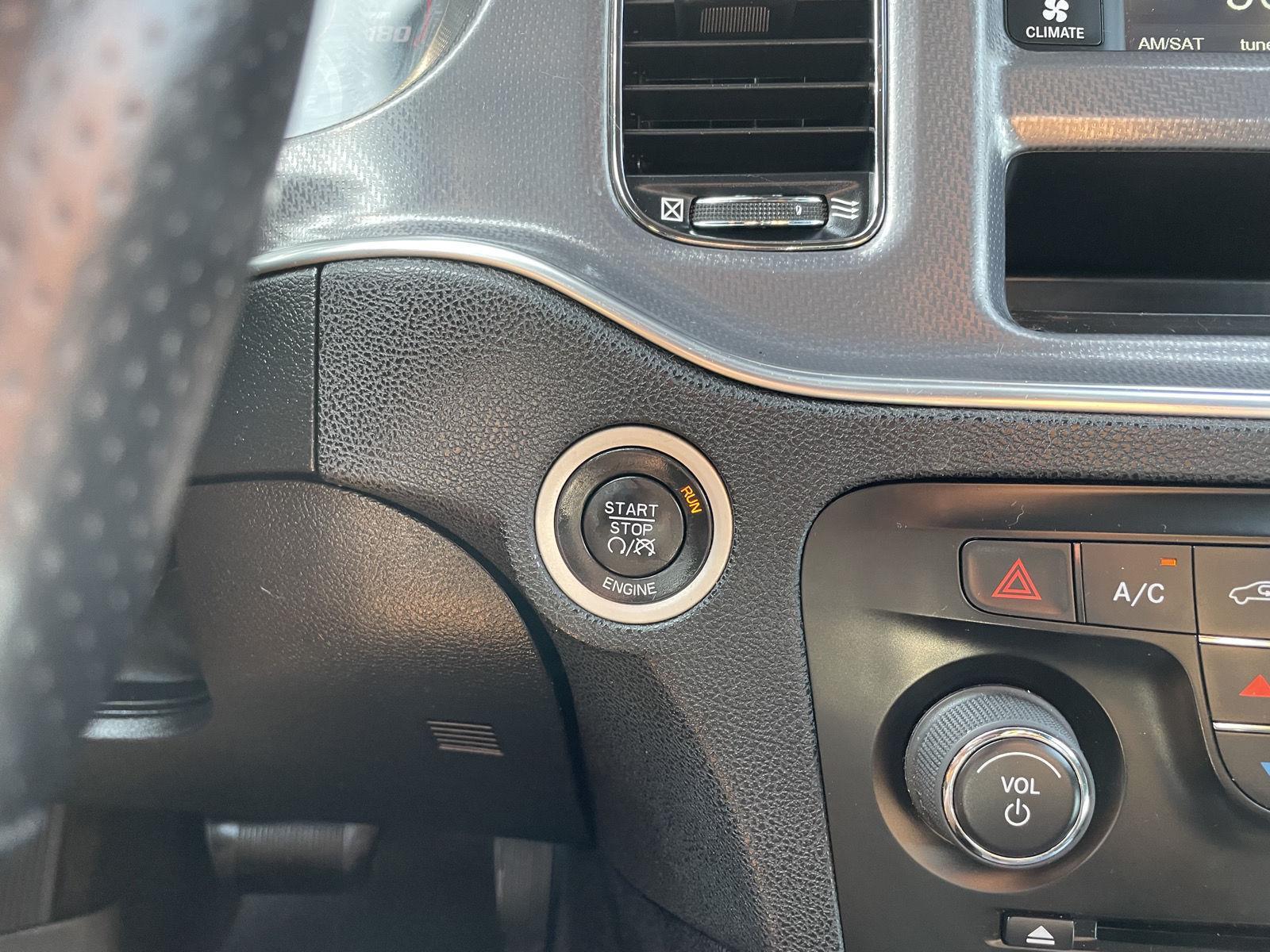 Vehicle photo 22
