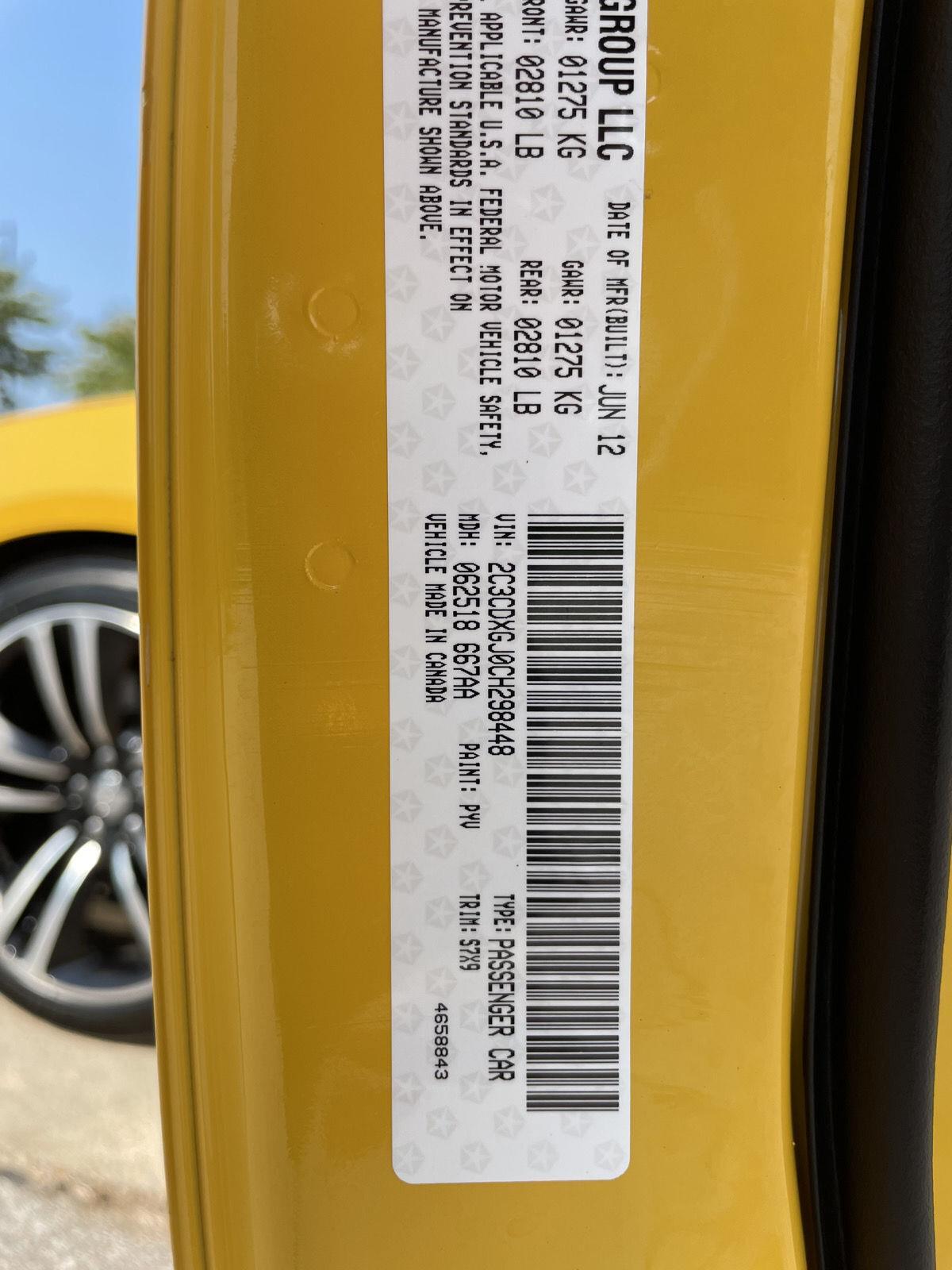 Vehicle photo 28