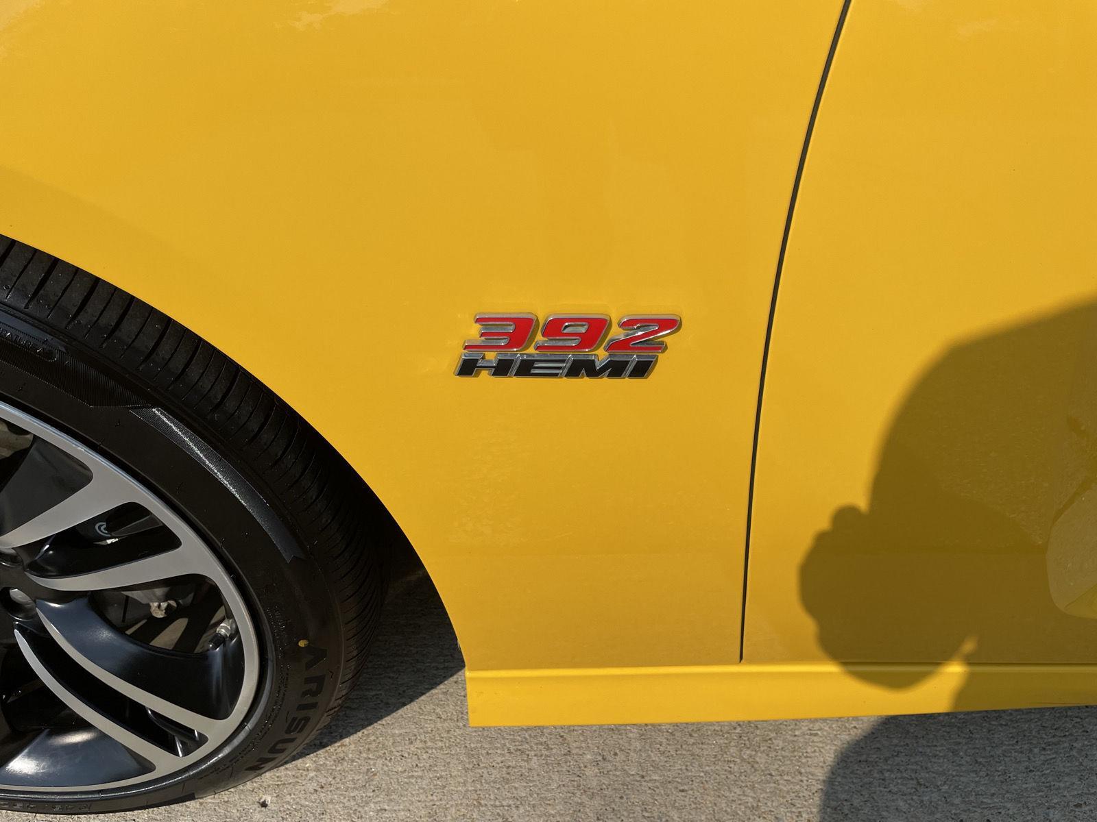 Vehicle photo 33