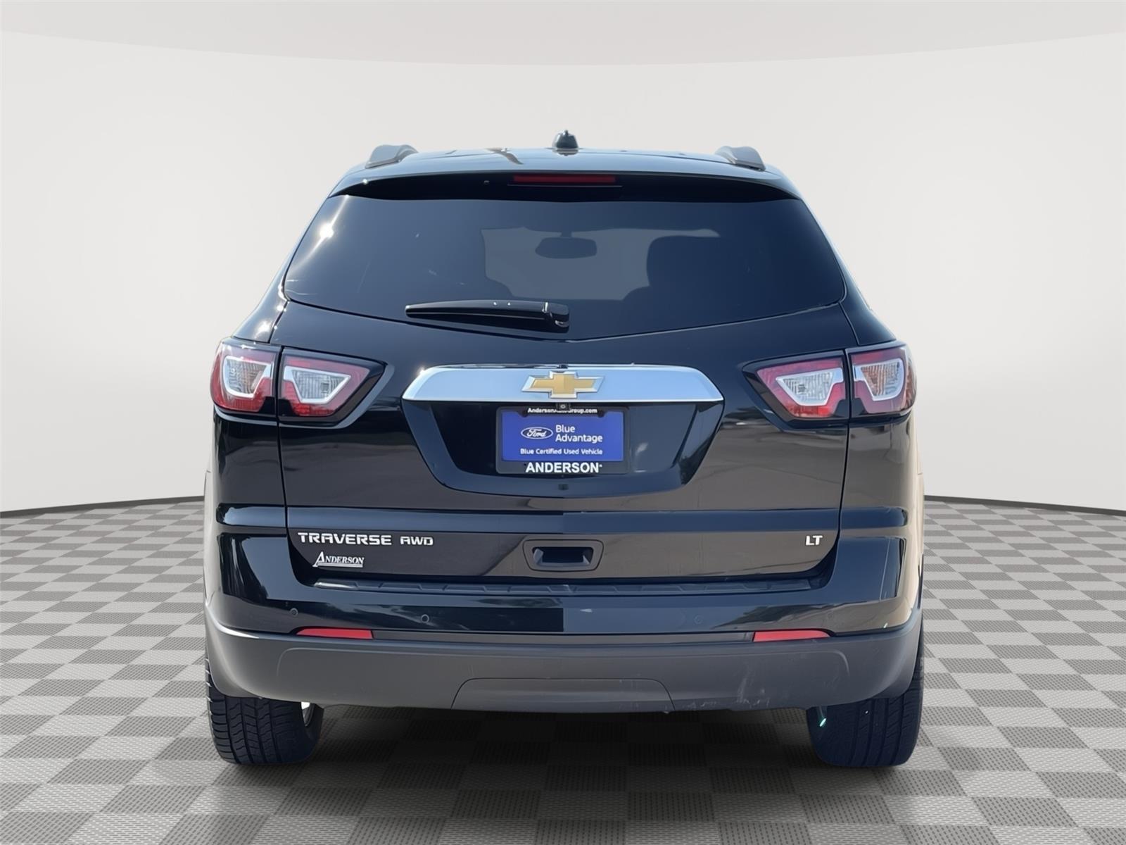 Vehicle photo 8