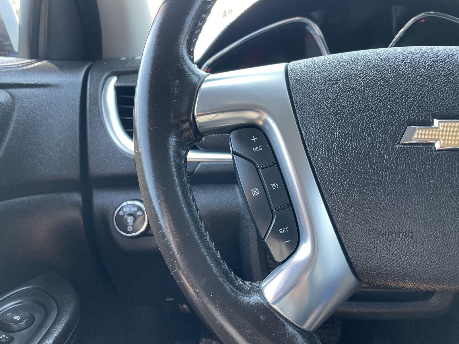 Vehicle photo 13