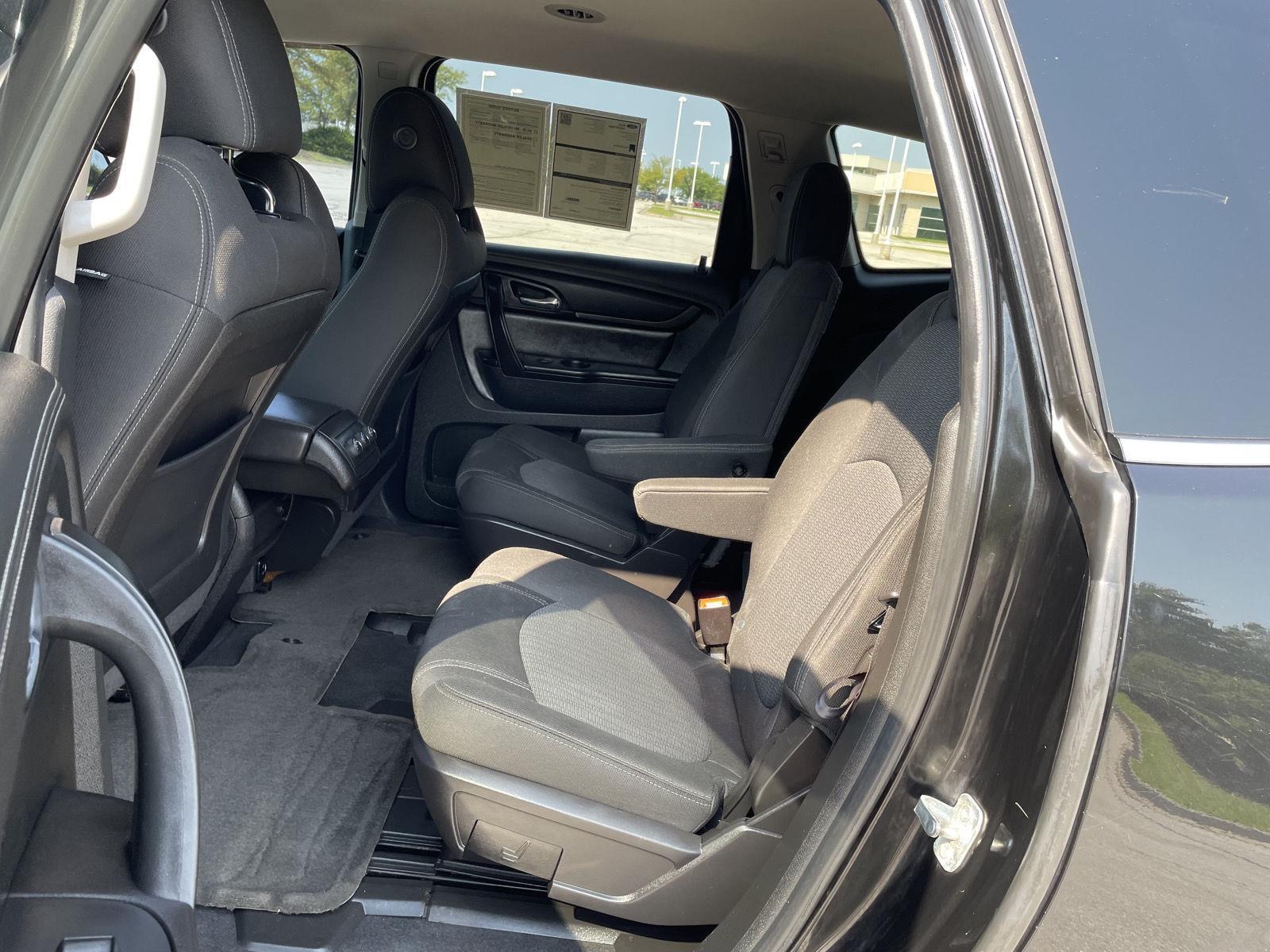 Vehicle photo 20