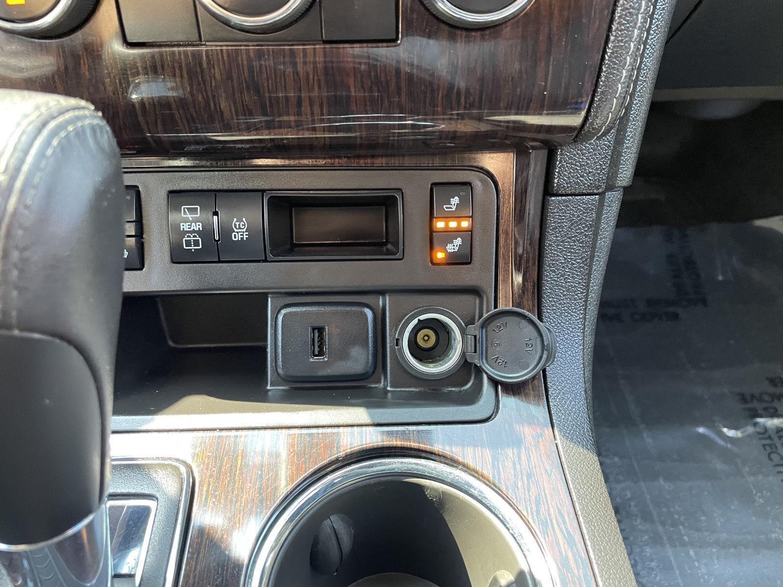 Vehicle photo 27