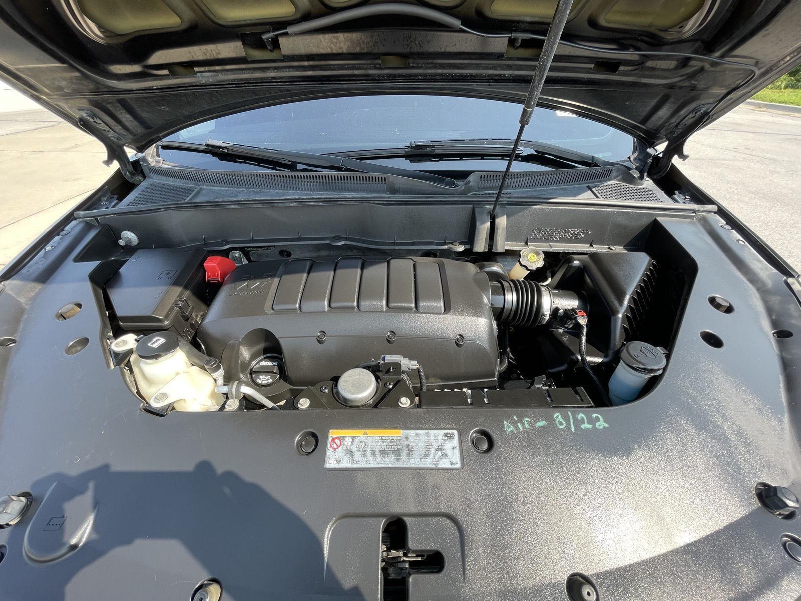 Vehicle photo 33