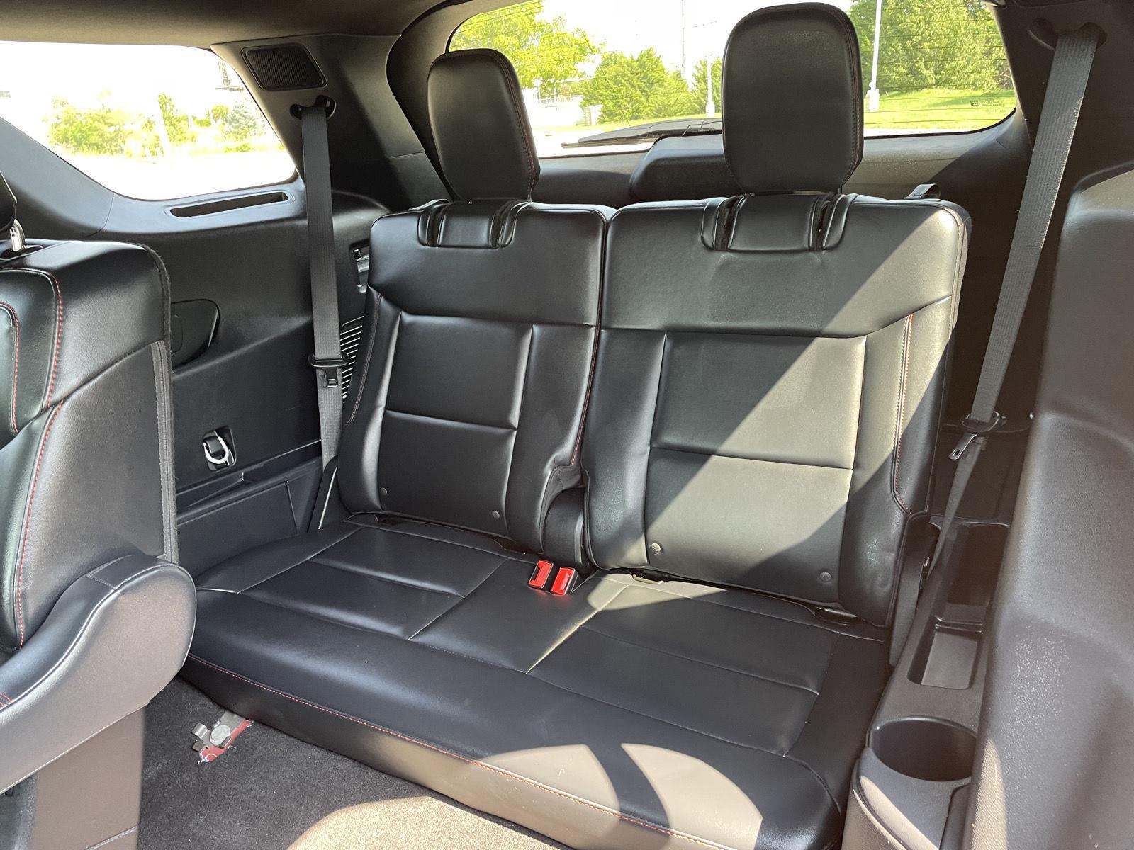 Vehicle photo 21