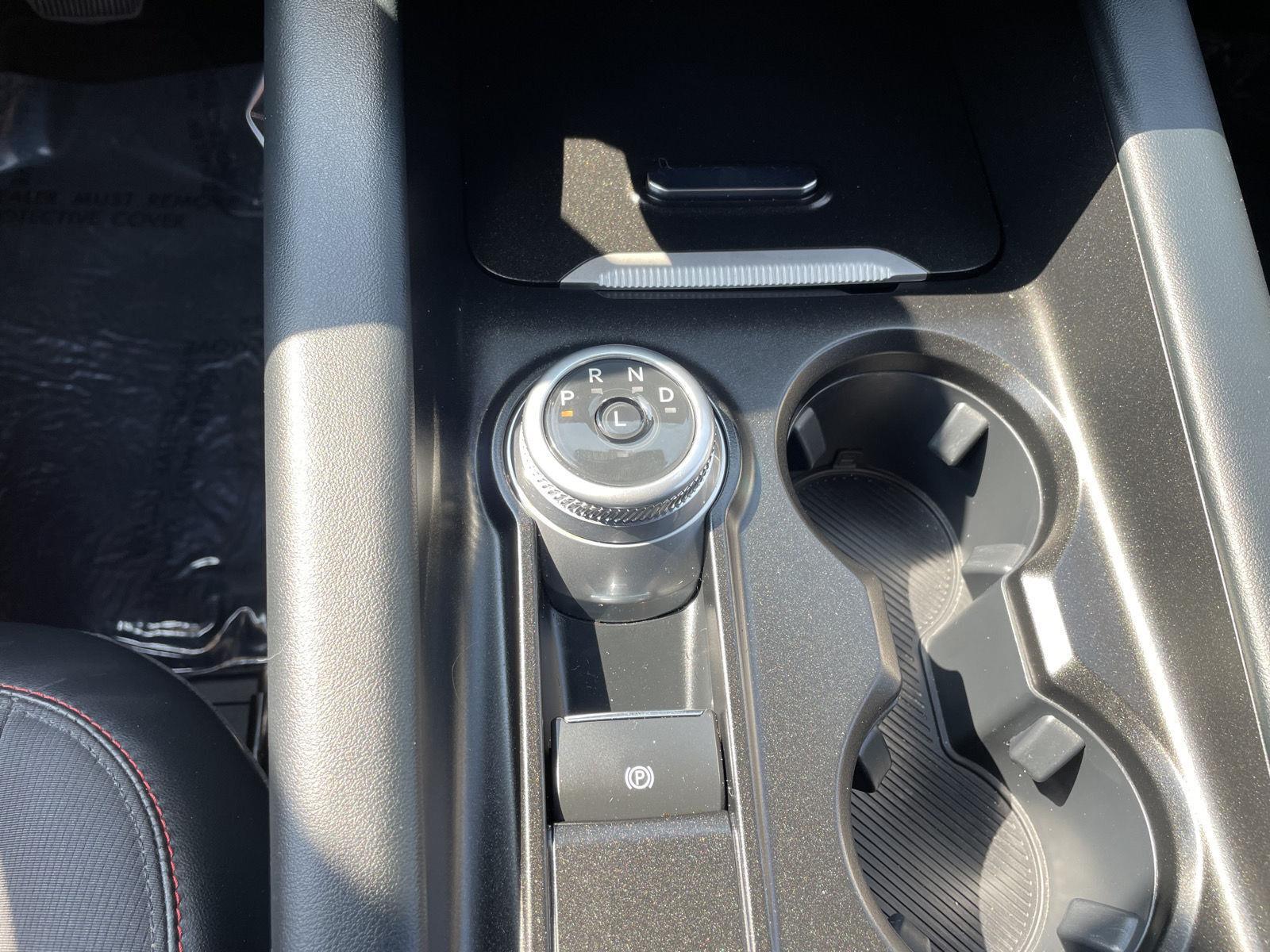 Vehicle photo 31
