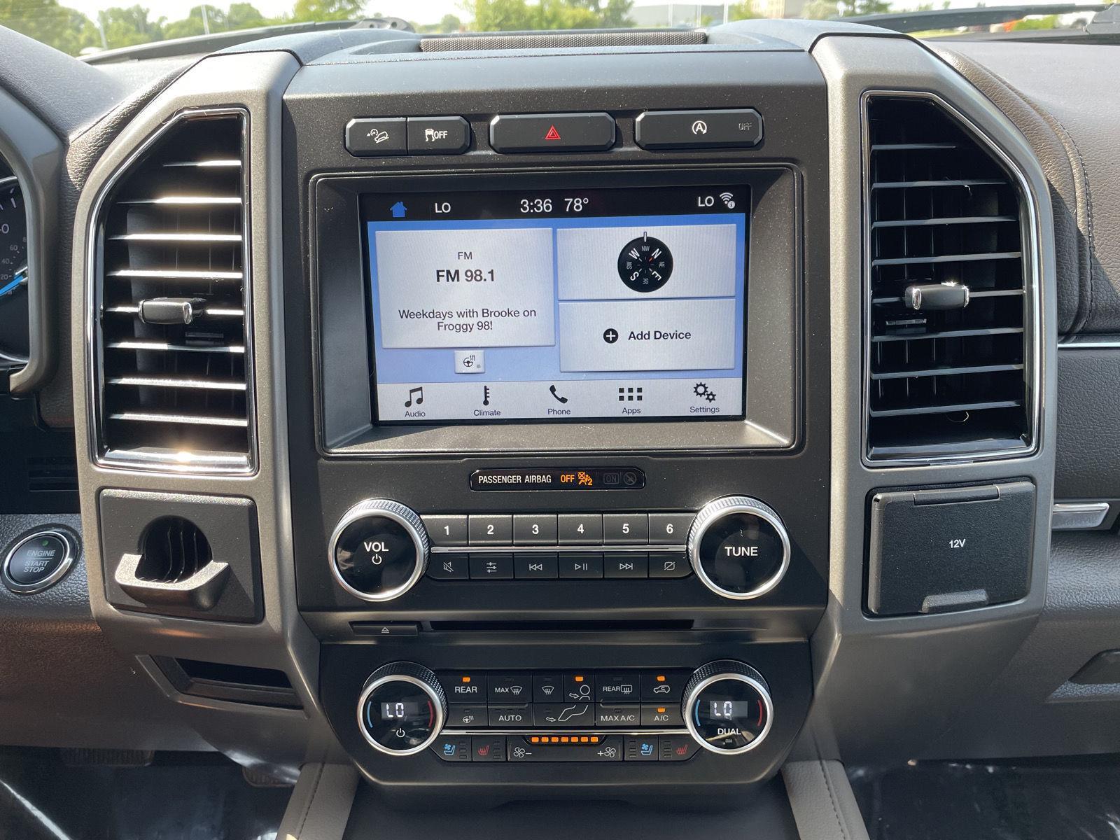 Vehicle photo 24