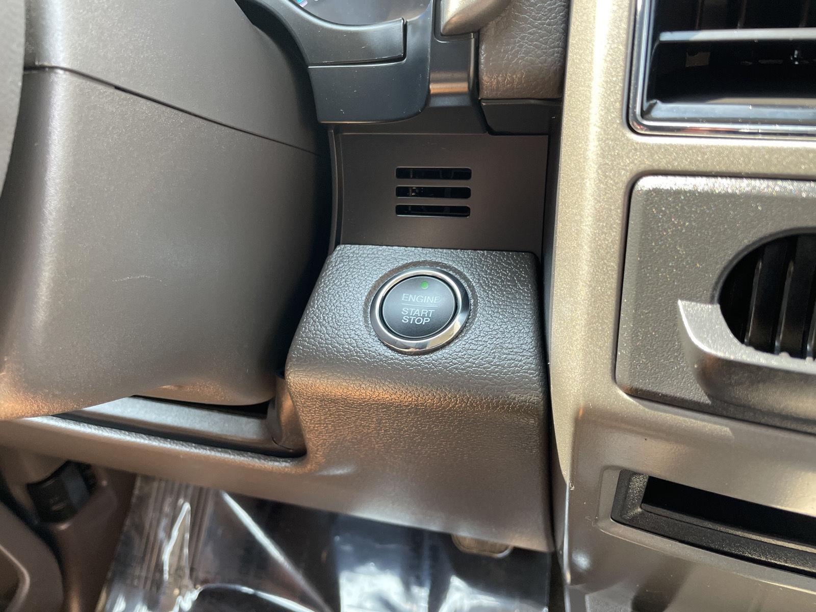 Vehicle photo 26
