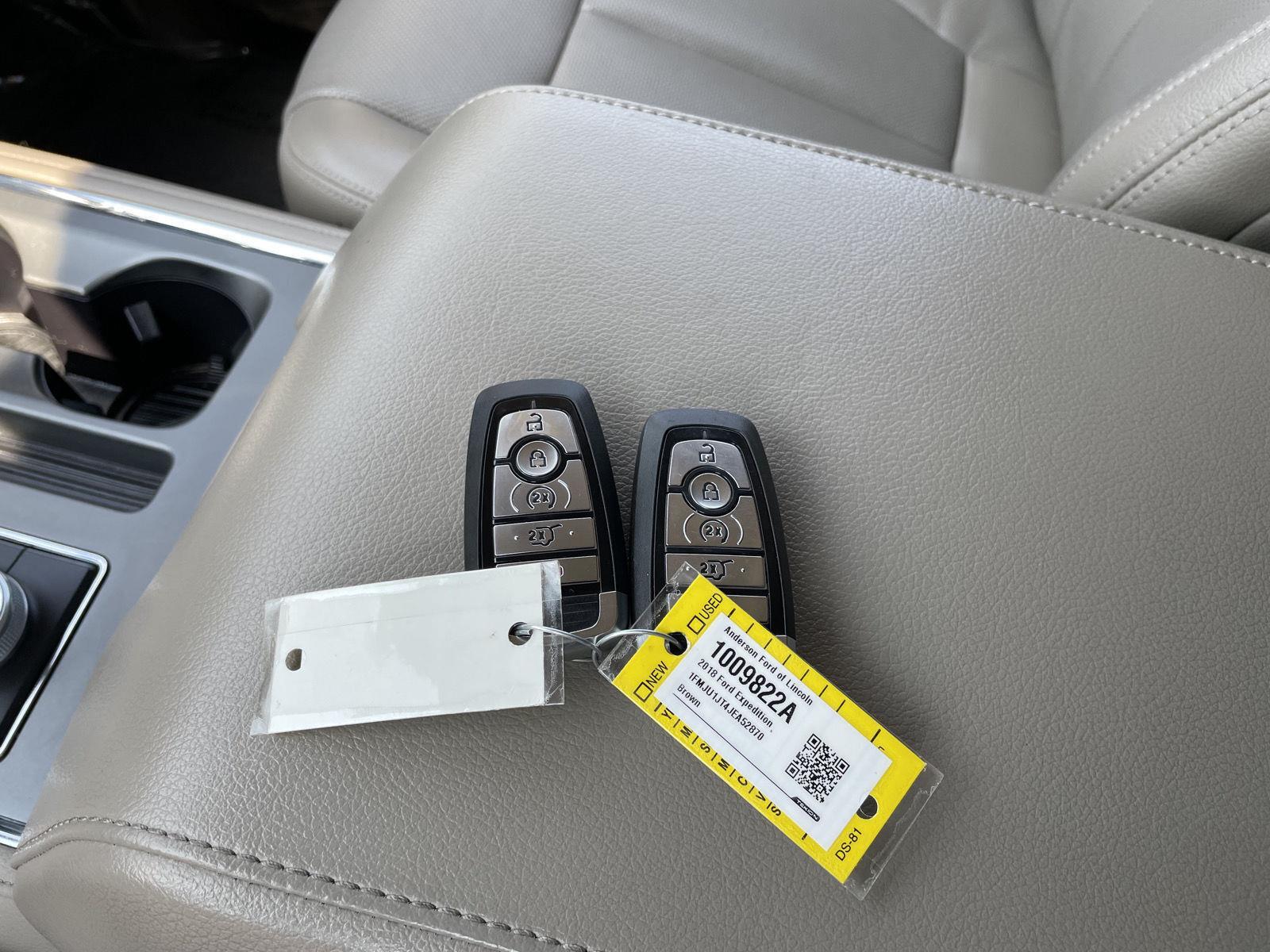 Vehicle photo 43