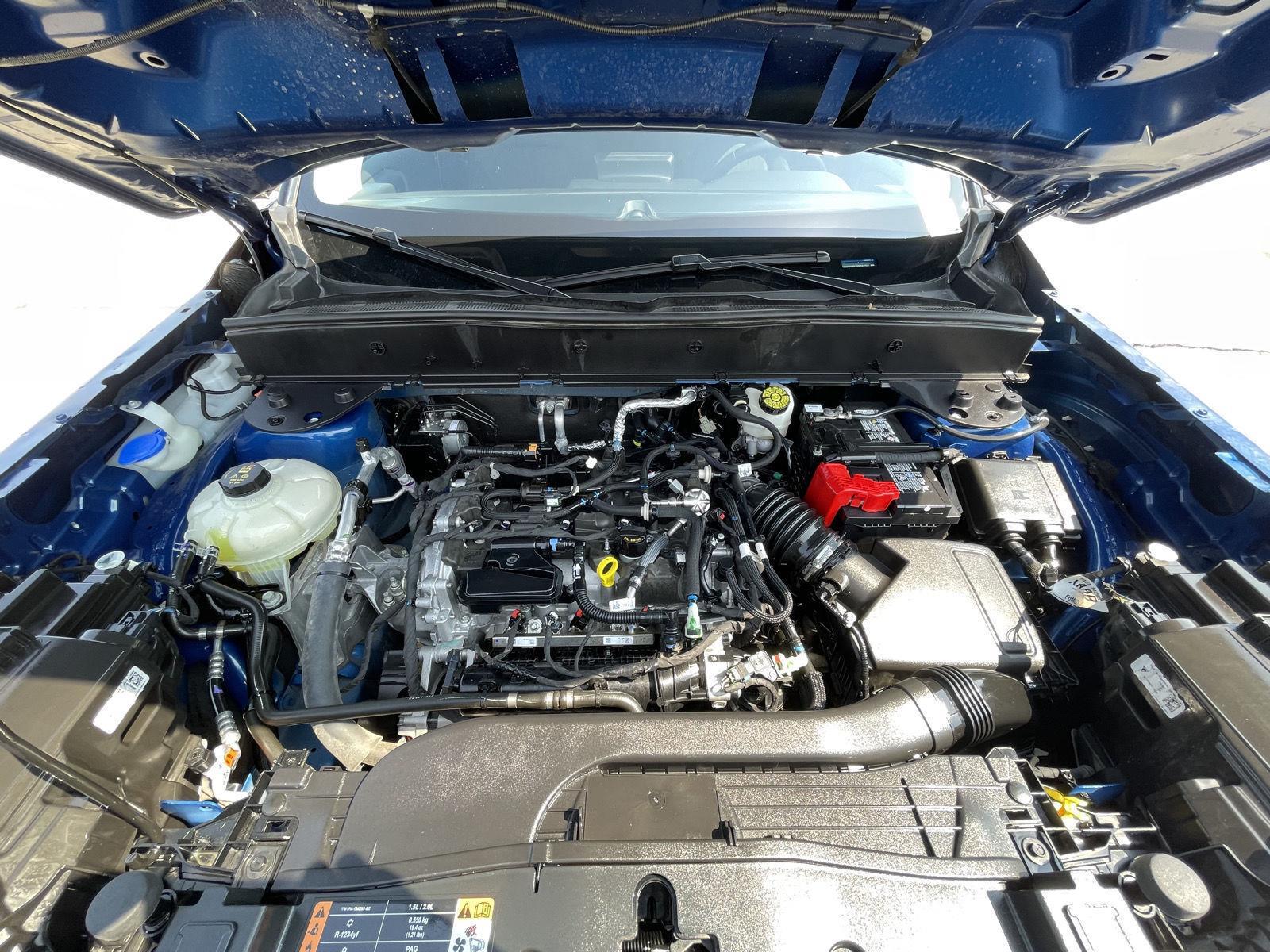 Vehicle photo 34